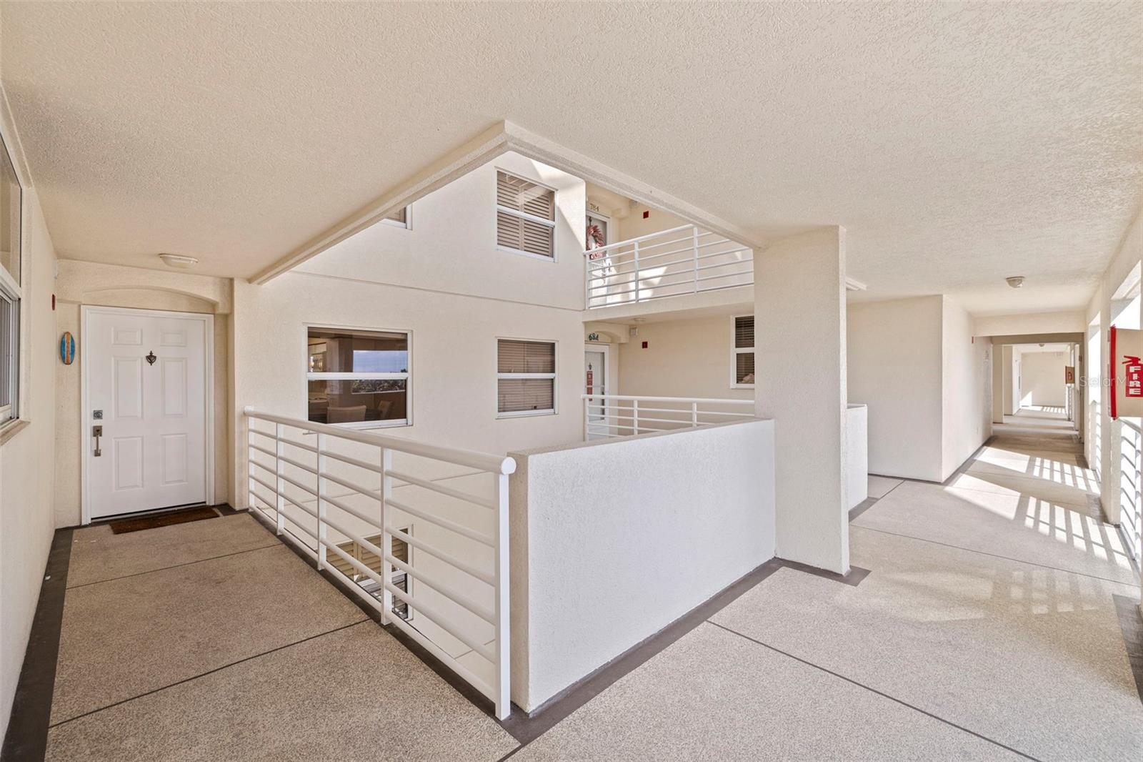 6105 BAHIA DEL MAR CIR #683 — photo 2