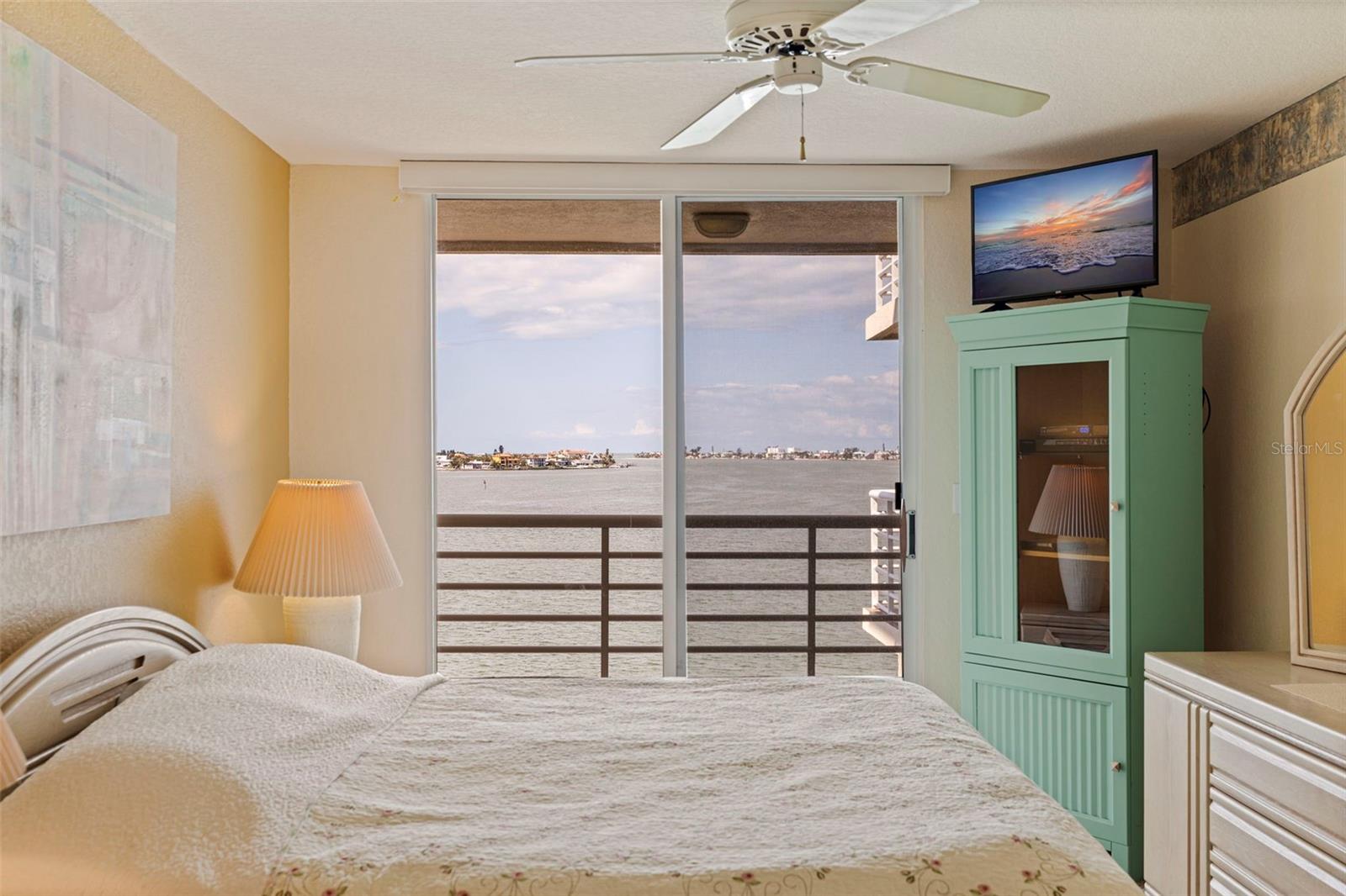 6105 BAHIA DEL MAR CIR #683 — photo 20