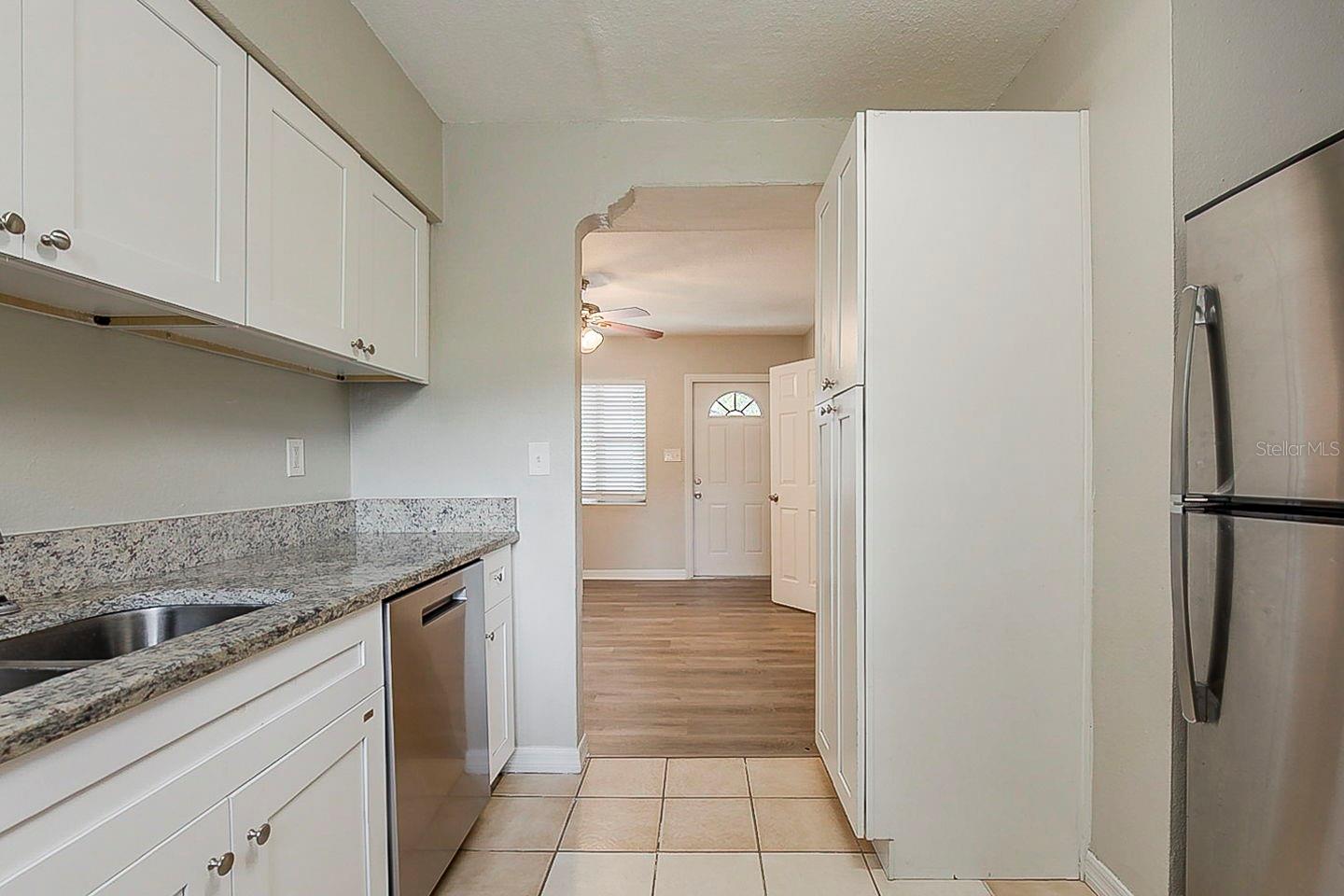 4226 E EMMA ST — photo 4