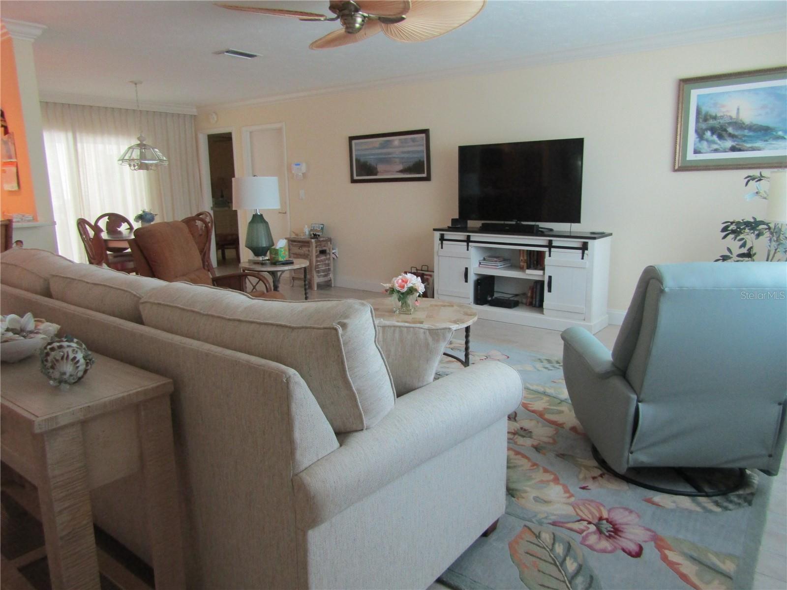 4700 GREENCROFT RD — photo 3