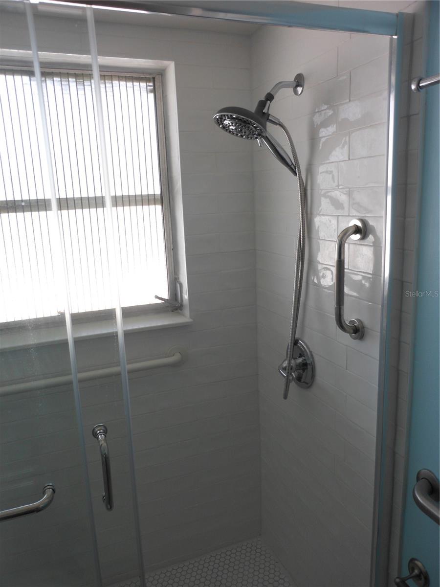 138 36TH AVE N #206W — photo 16