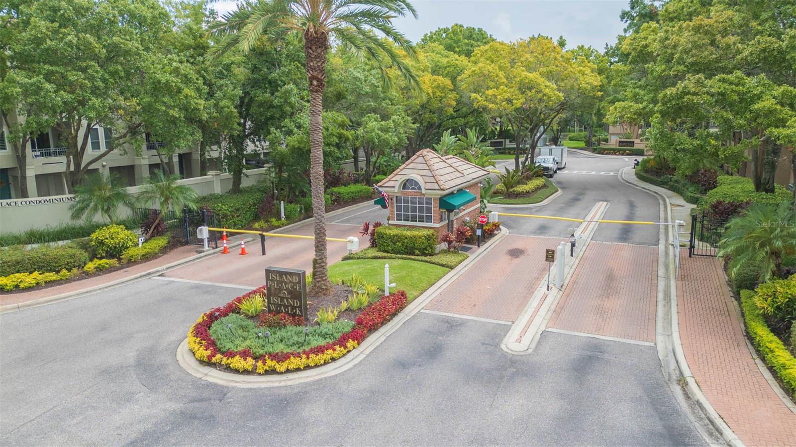 821 NORMANDY TRACE RD #821 — photo 40
