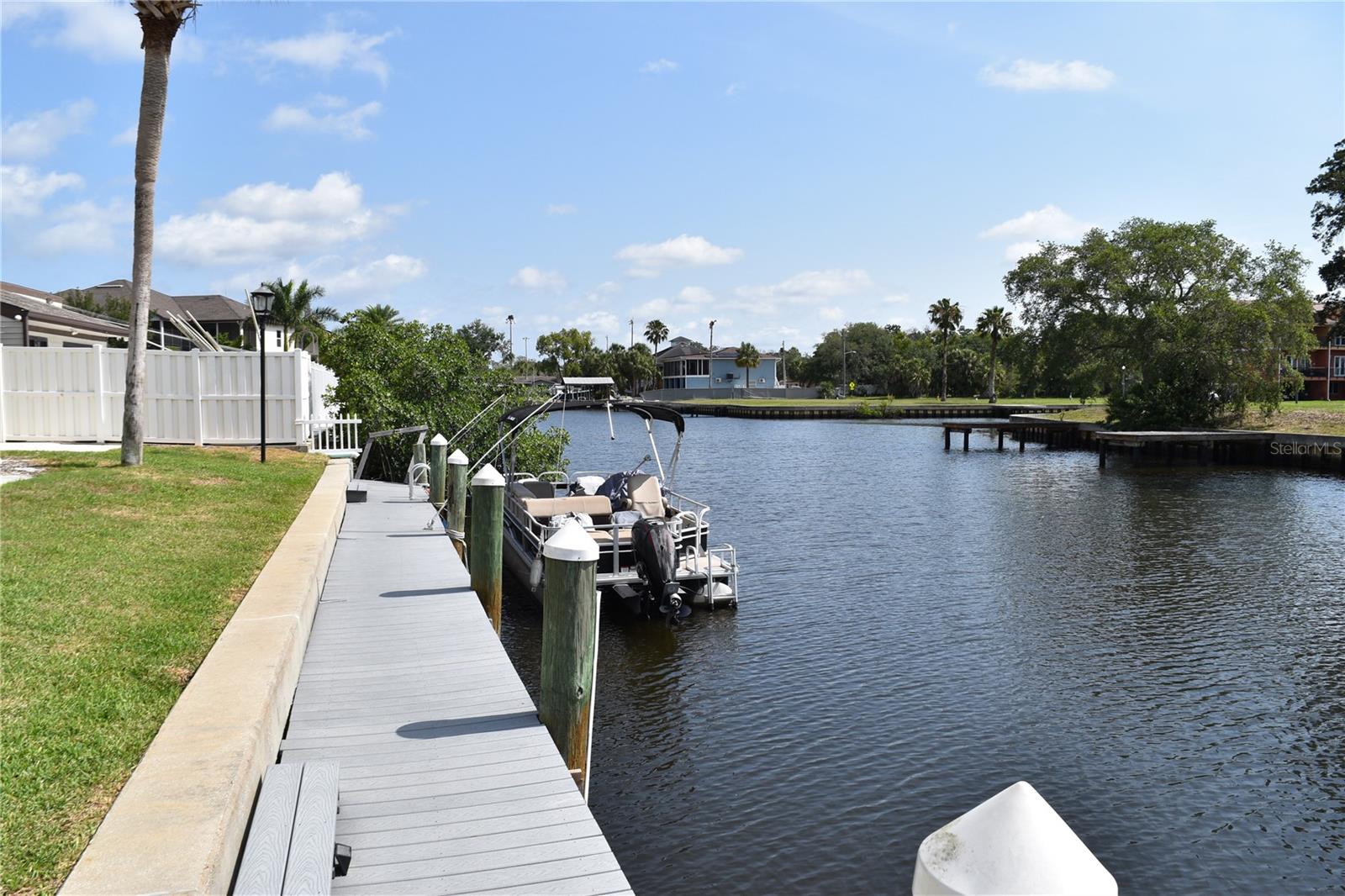 420 MOORINGS COVE DR #420 — photo 39