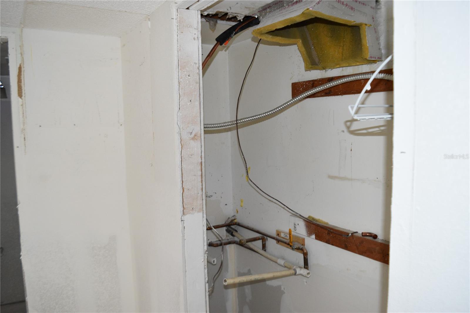420 MOORINGS COVE DR #420 — photo 19