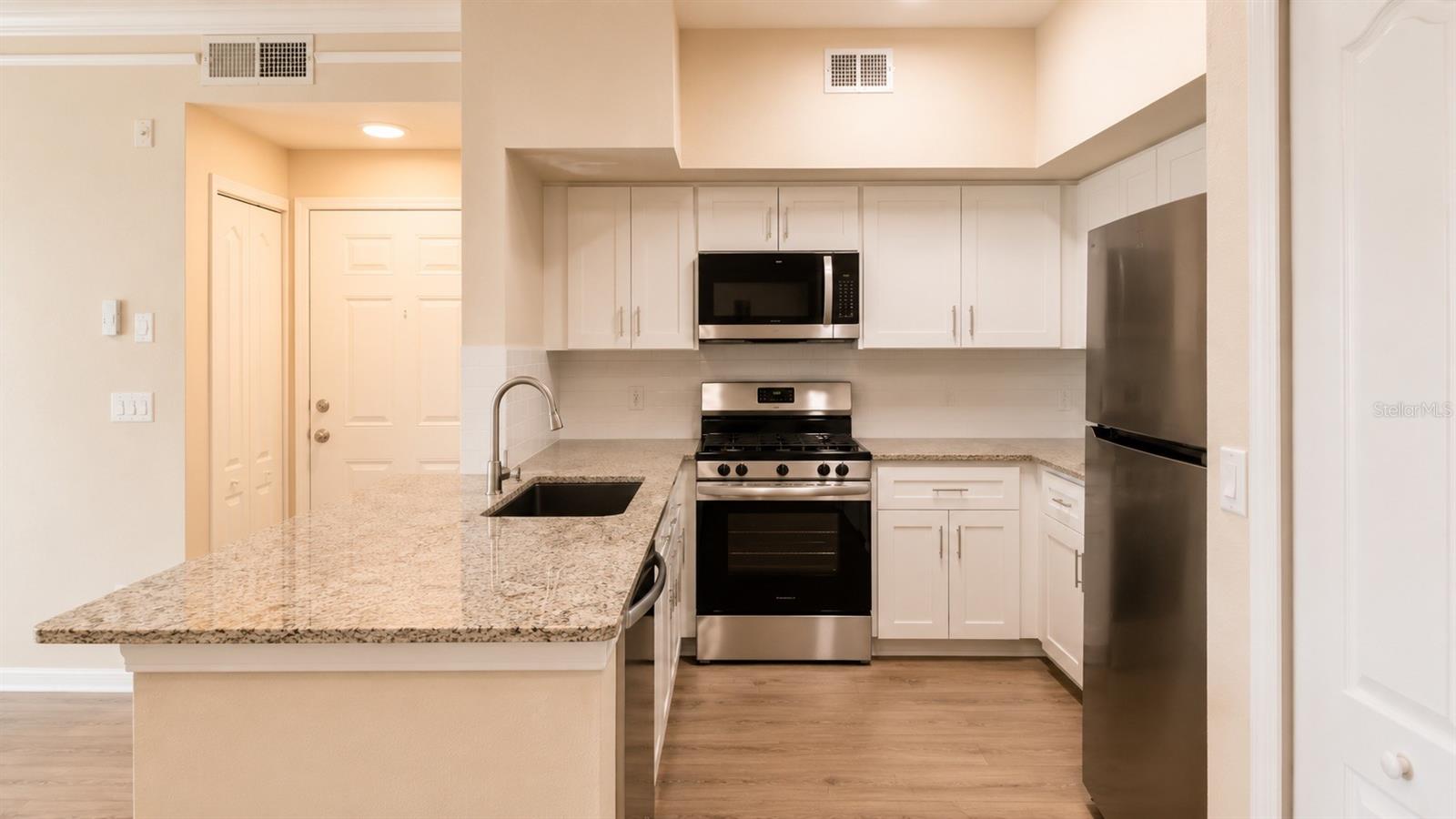 4142 CENTRAL SARASOTA PKWY #1423 — photo 7