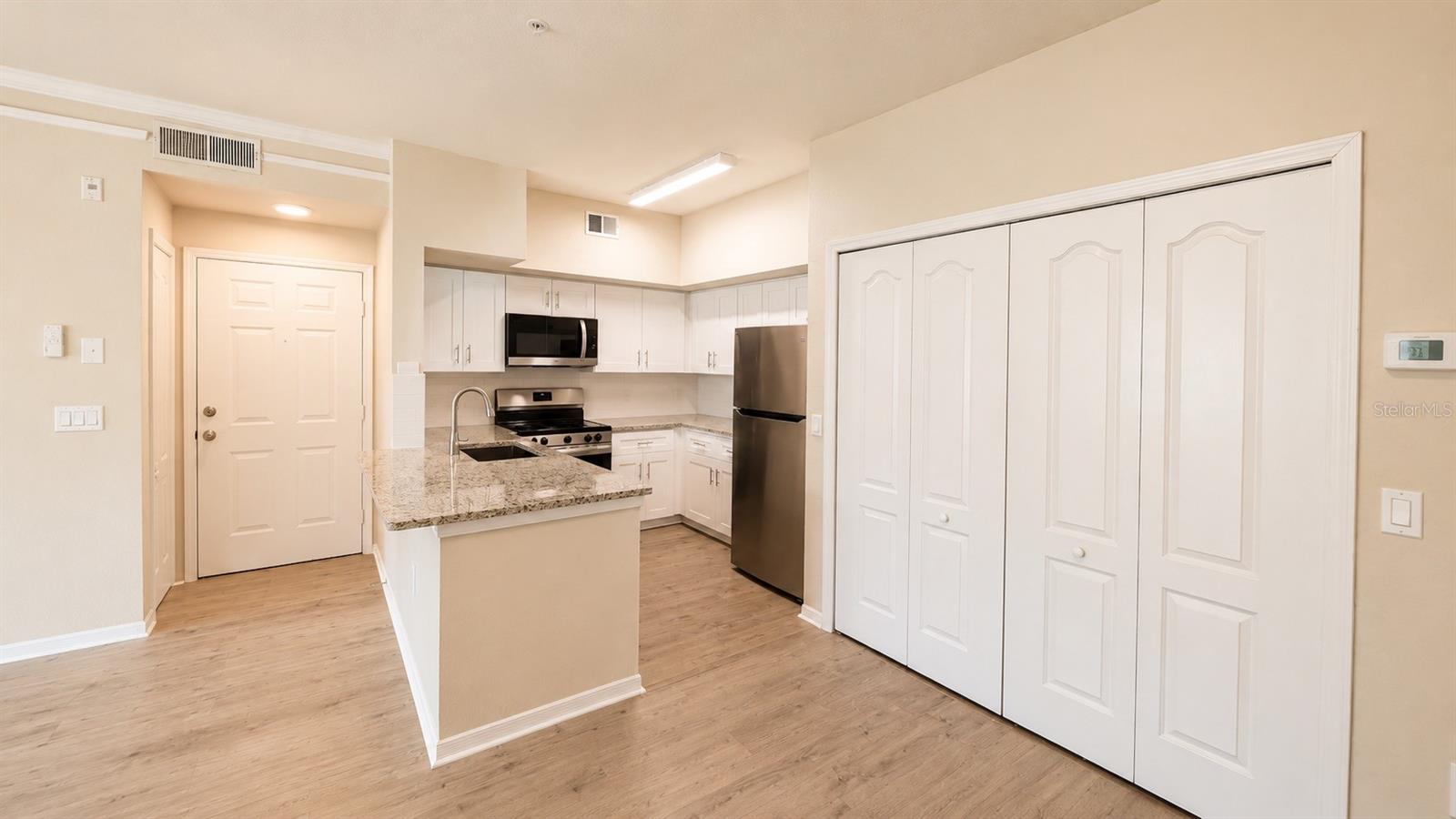 4142 CENTRAL SARASOTA PKWY #1423 — photo 5