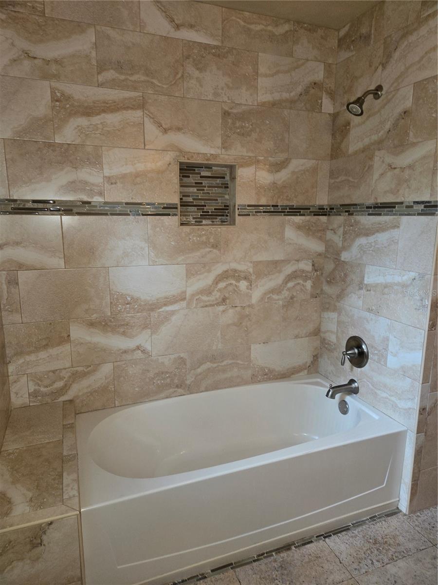 9127 WOODRIDGE RUN DR — photo 48