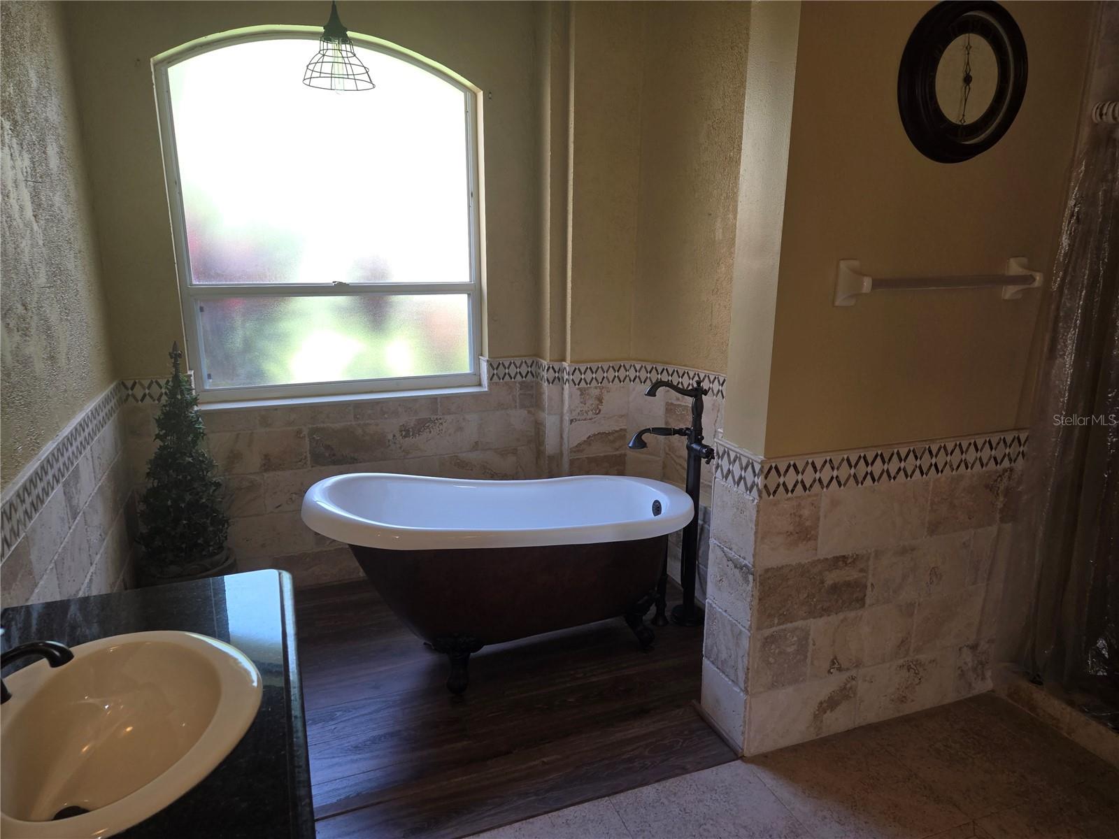 9127 WOODRIDGE RUN DR — photo 50