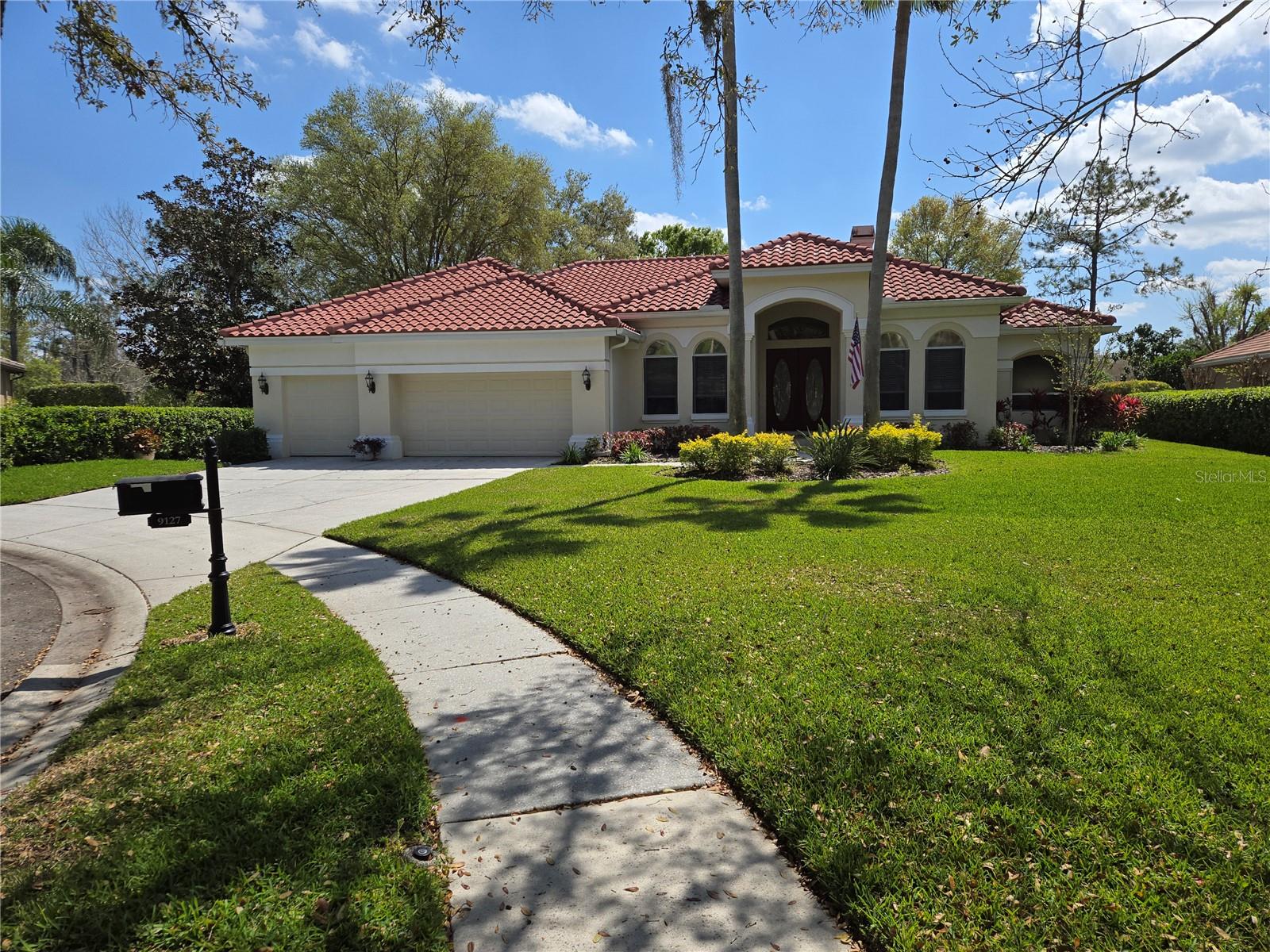 9127 WOODRIDGE RUN DR — photo 2