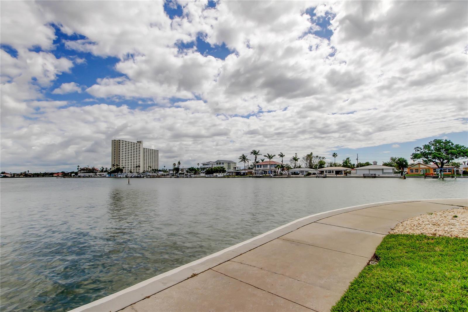 7465 BAY ISLAND DR S #213 — photo 34