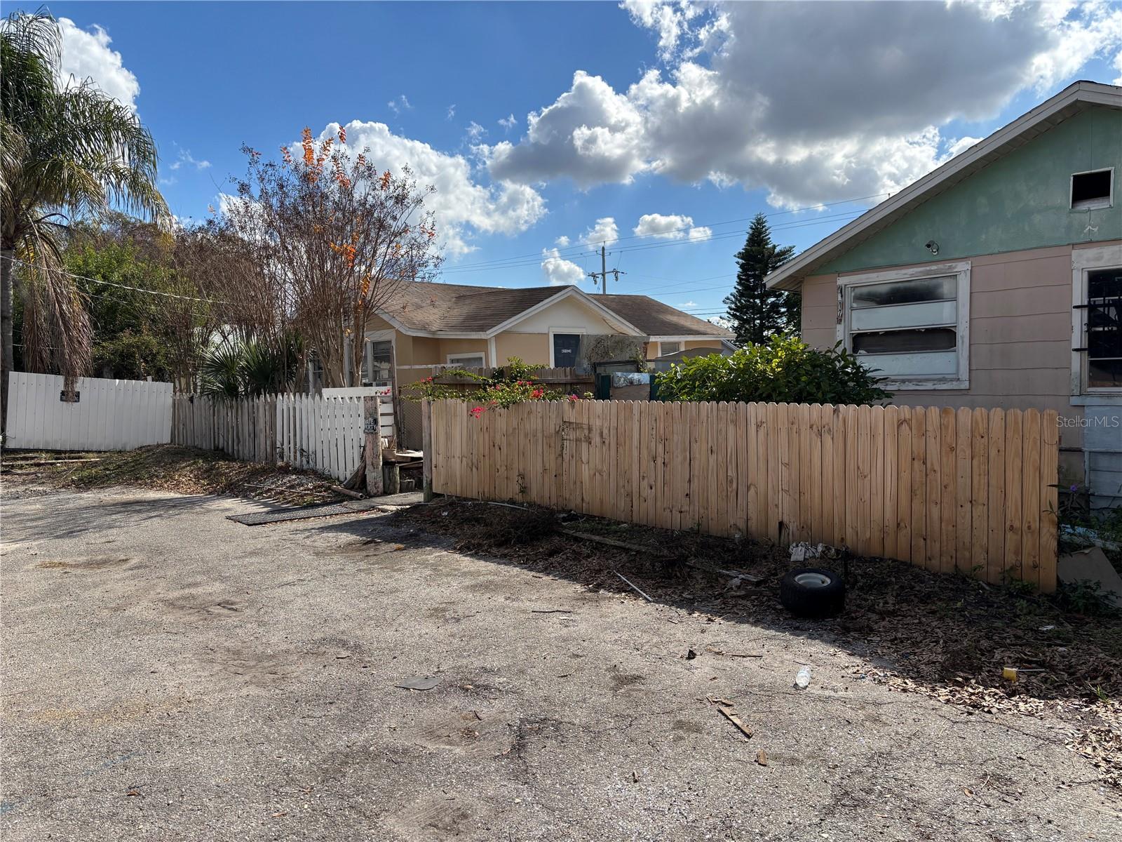 4213 W CAYUGA ST — photo 12