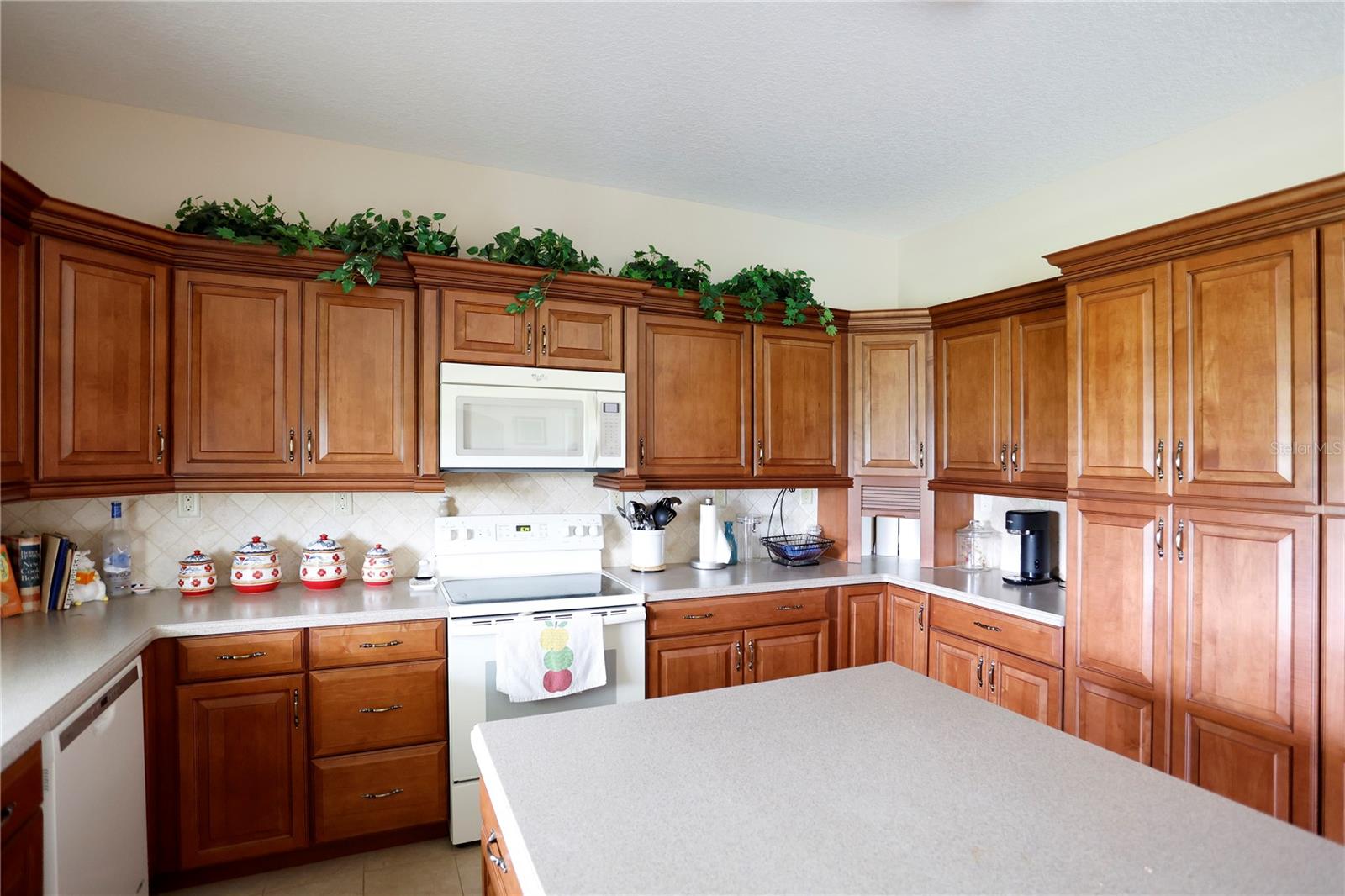 14409 CURLEY RD — photo 25