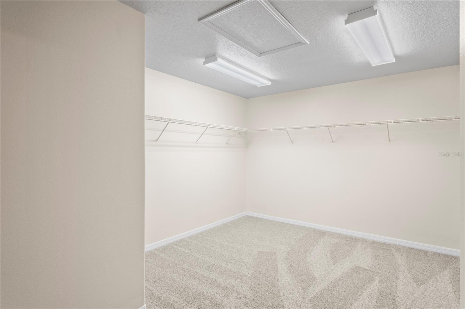 7249 BRIDGEVIEW DR — photo 16