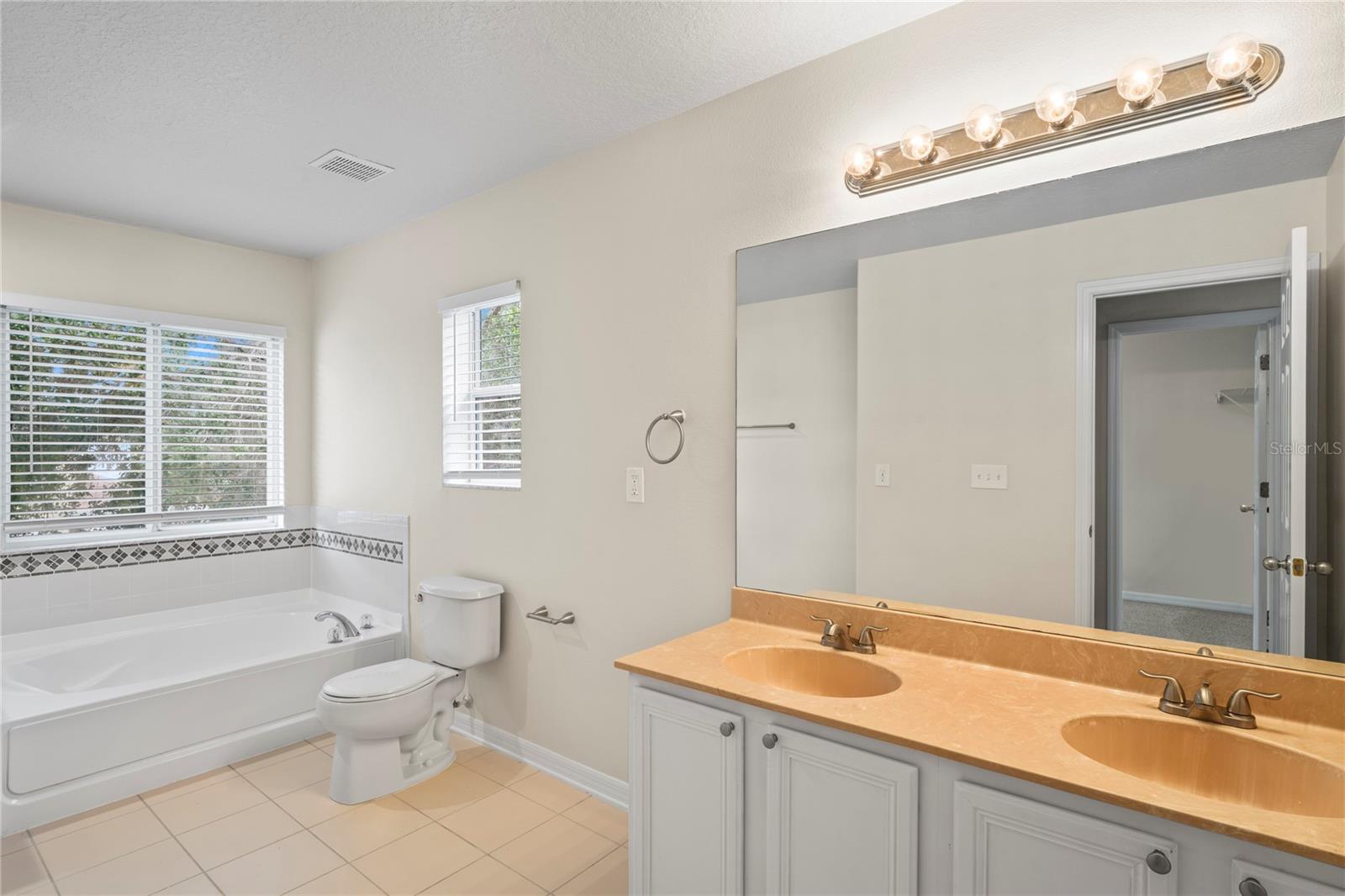 7249 BRIDGEVIEW DR — photo 14