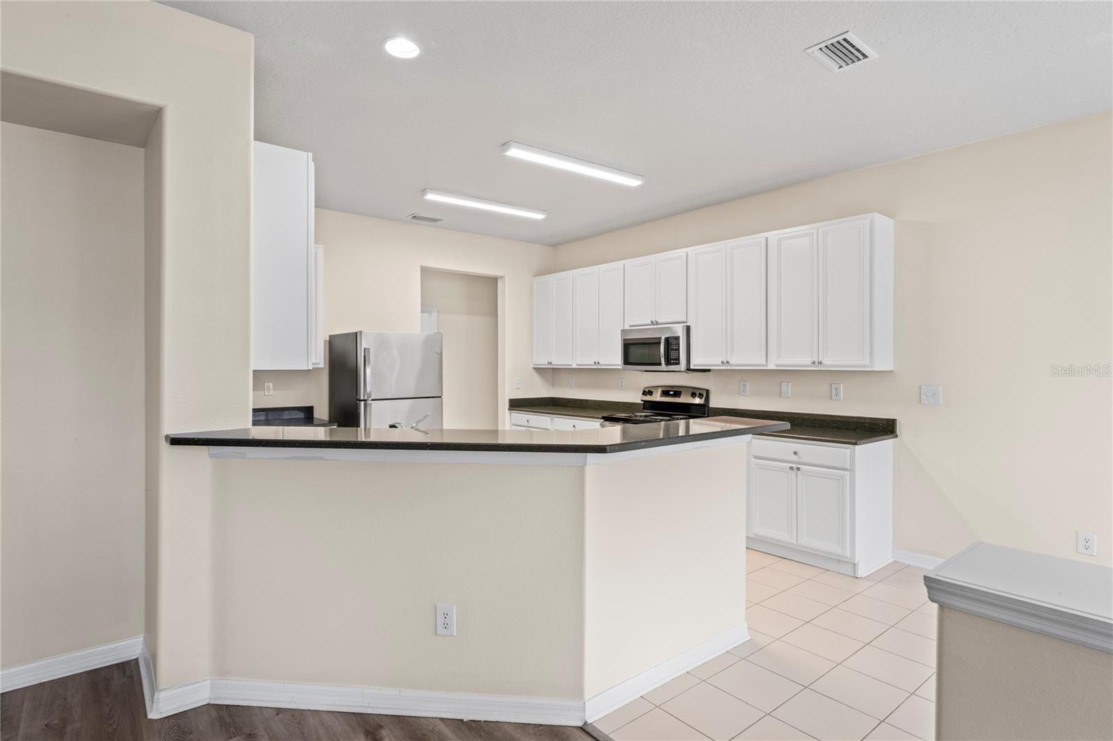 7249 BRIDGEVIEW DR — photo 4