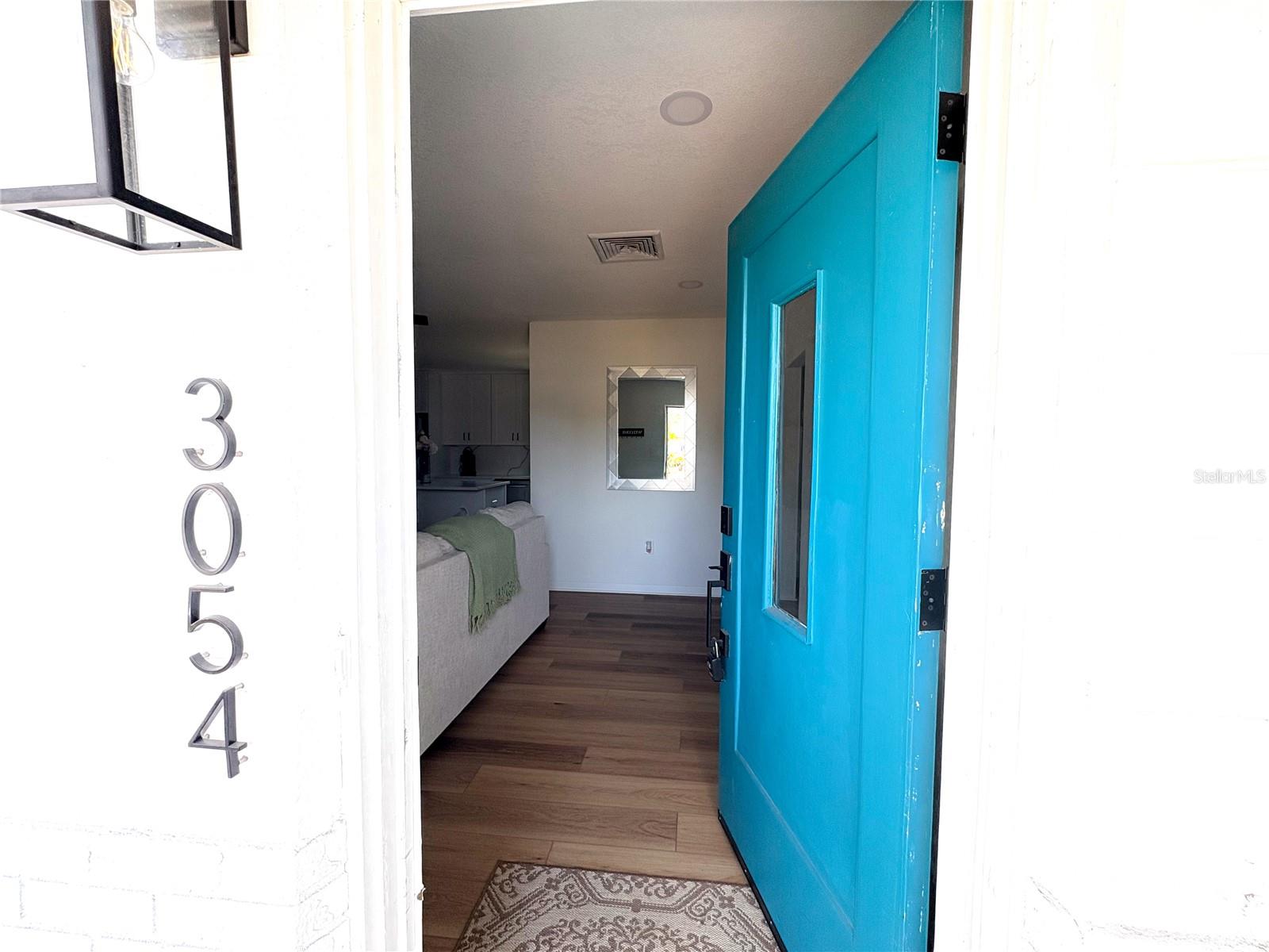 3054 ADRIAN AVE — photo 5