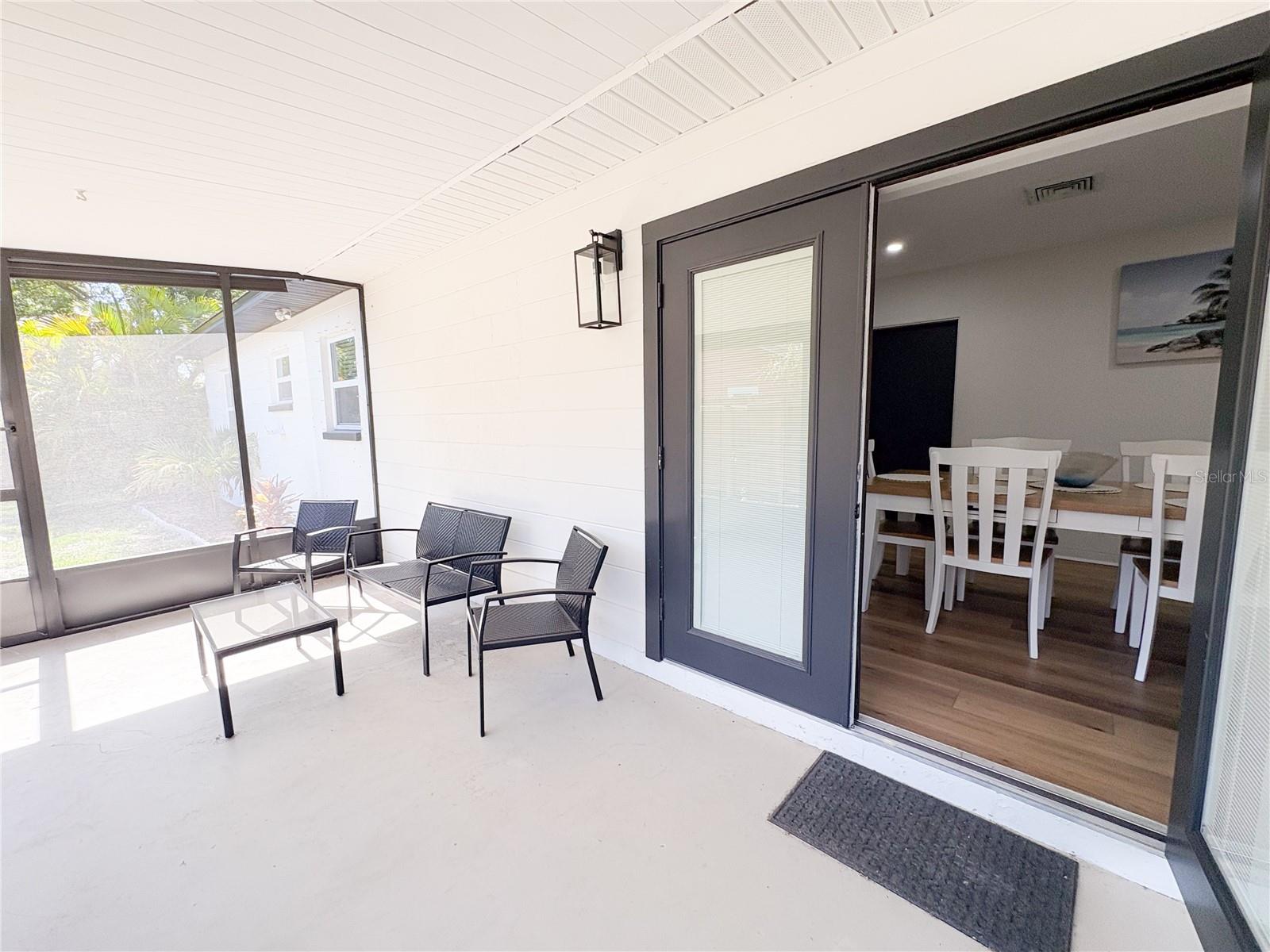3054 ADRIAN AVE — photo 19