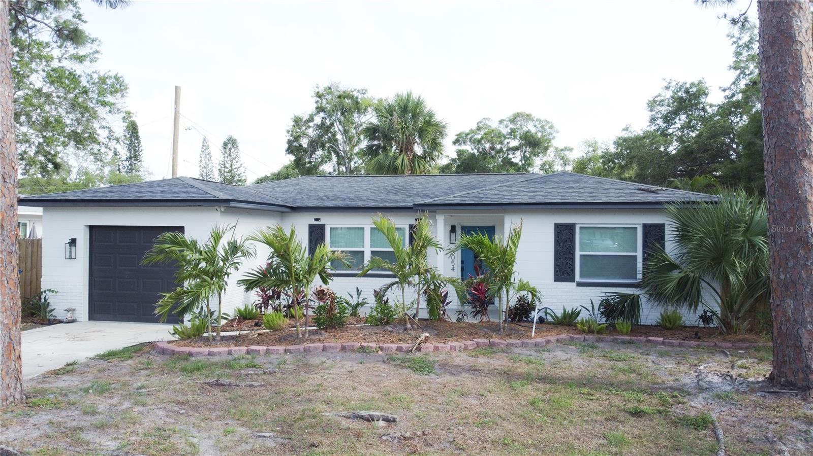 3054 ADRIAN AVE — photo 25