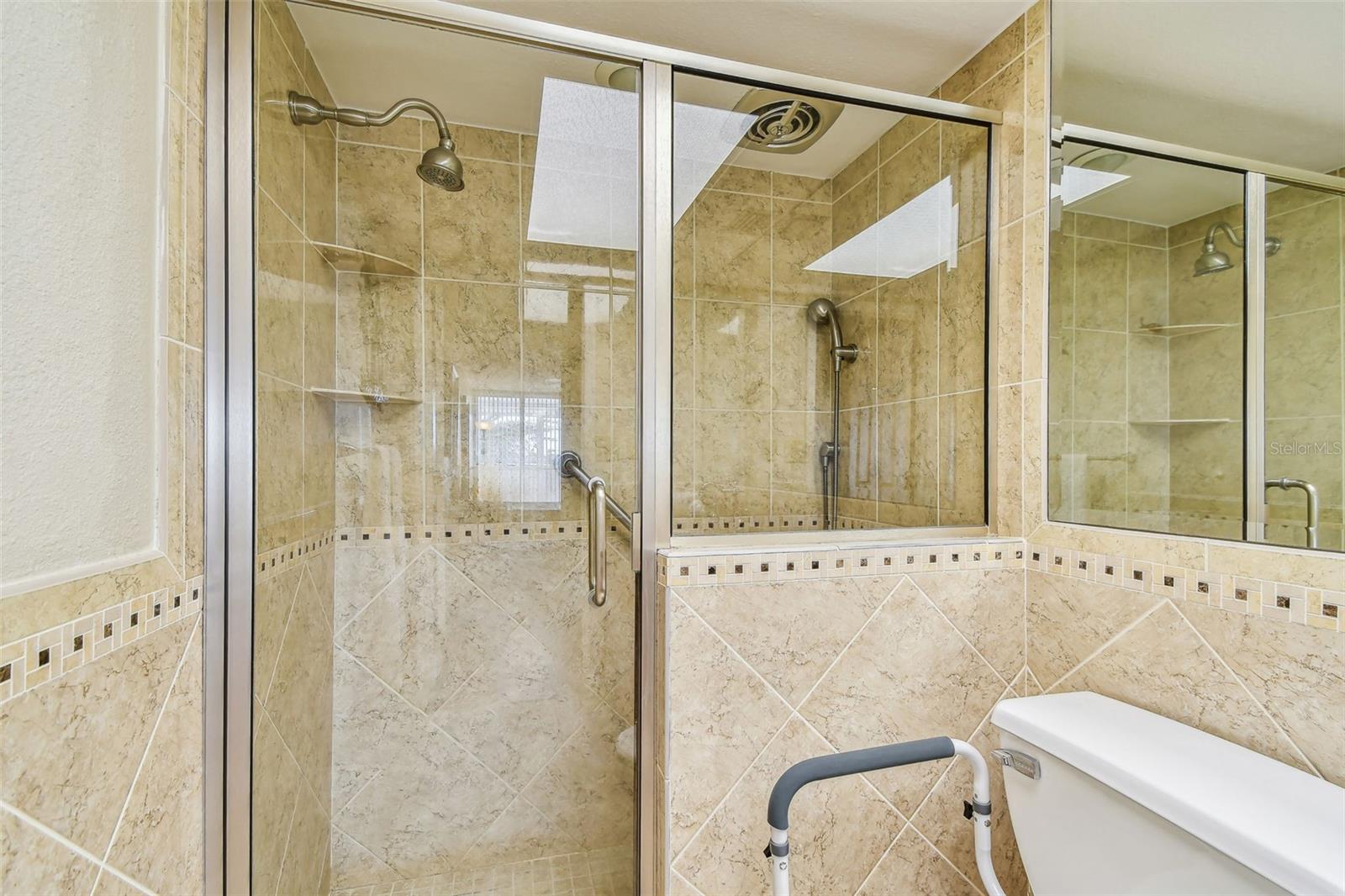 17920 GULF BLVD #208 — photo 36