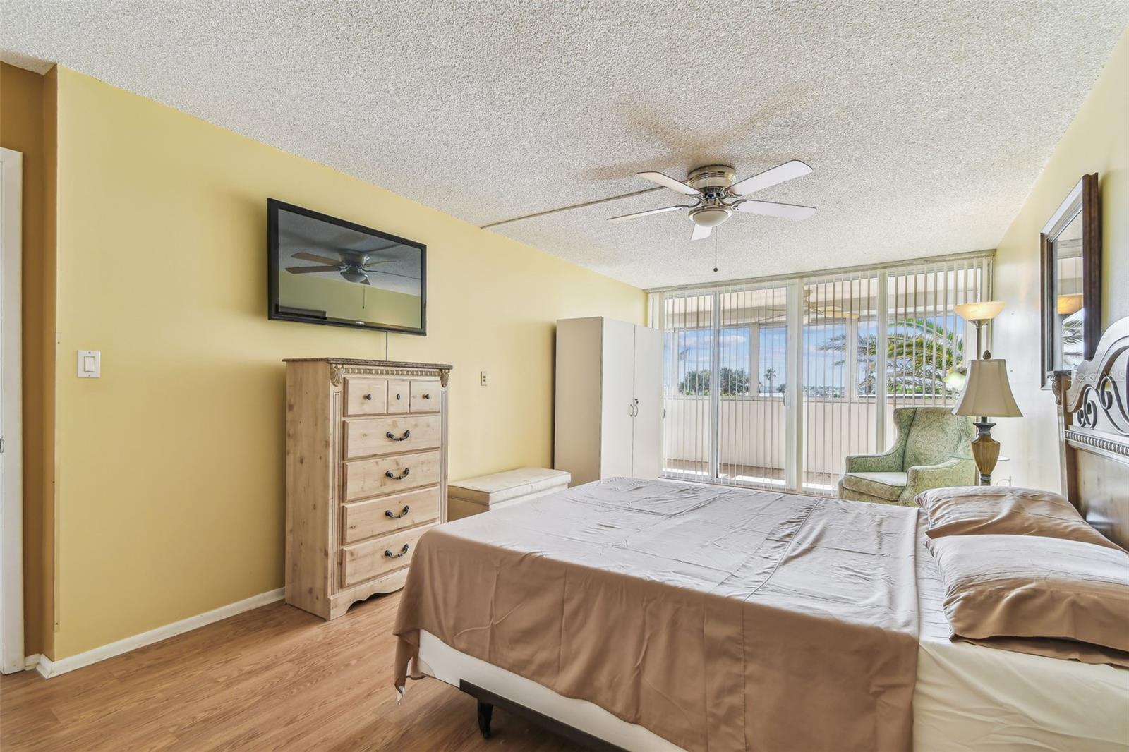 17920 GULF BLVD #208 — photo 30