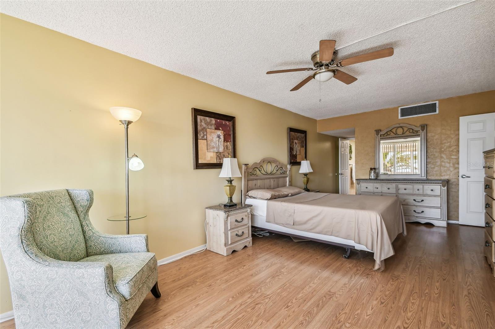 17920 GULF BLVD #208 — photo 26