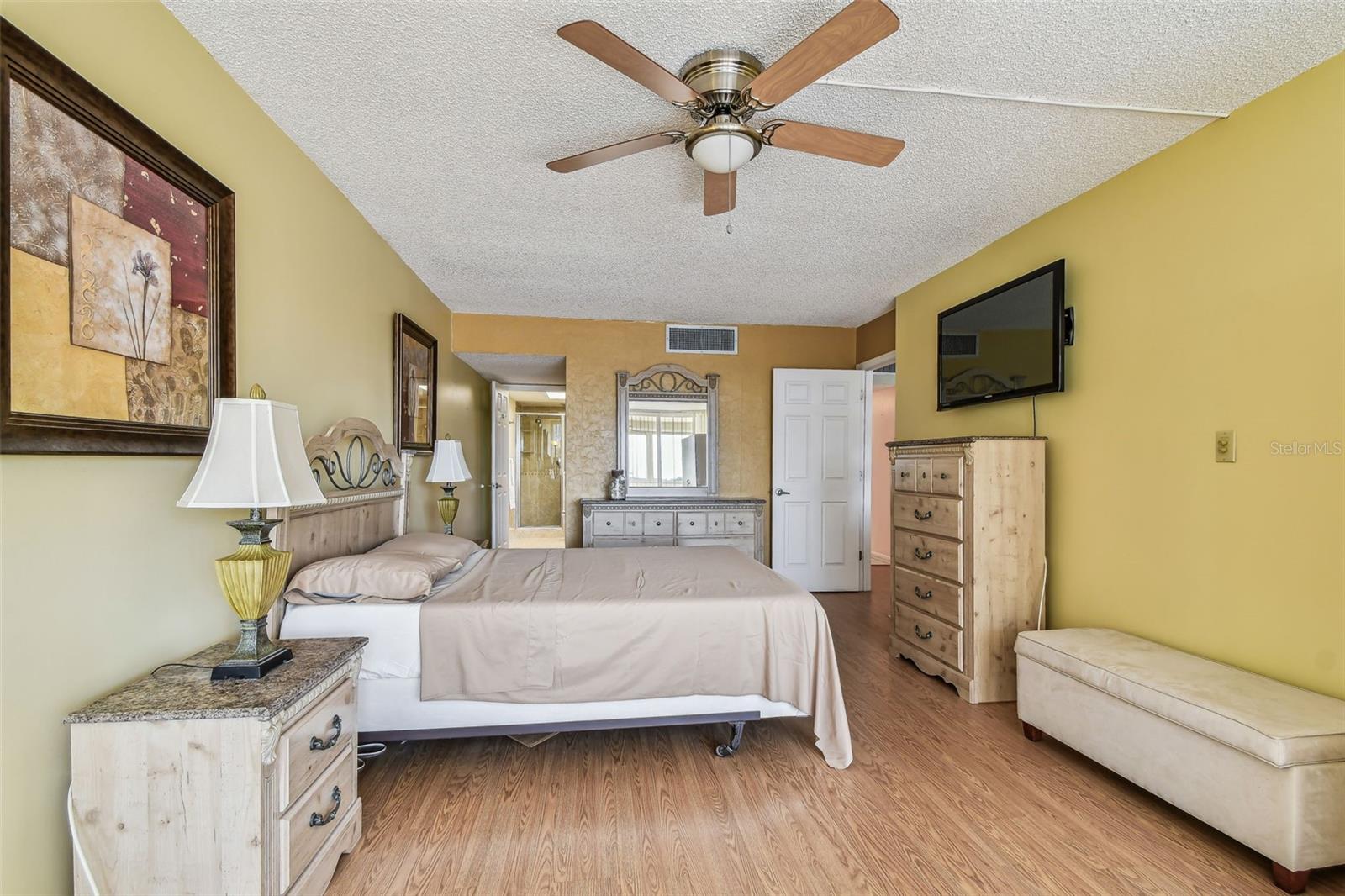 17920 GULF BLVD #208 — photo 27