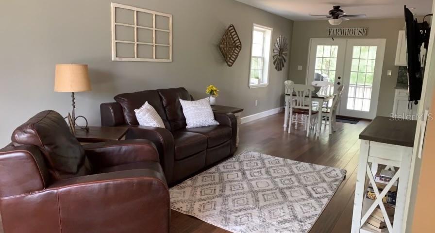 7152 SANDY LN — photo 9