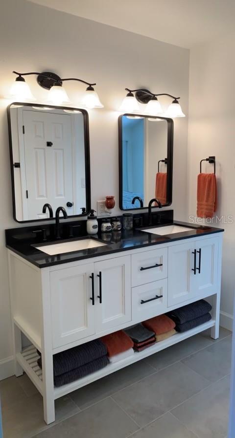 7152 SANDY LN — photo 31