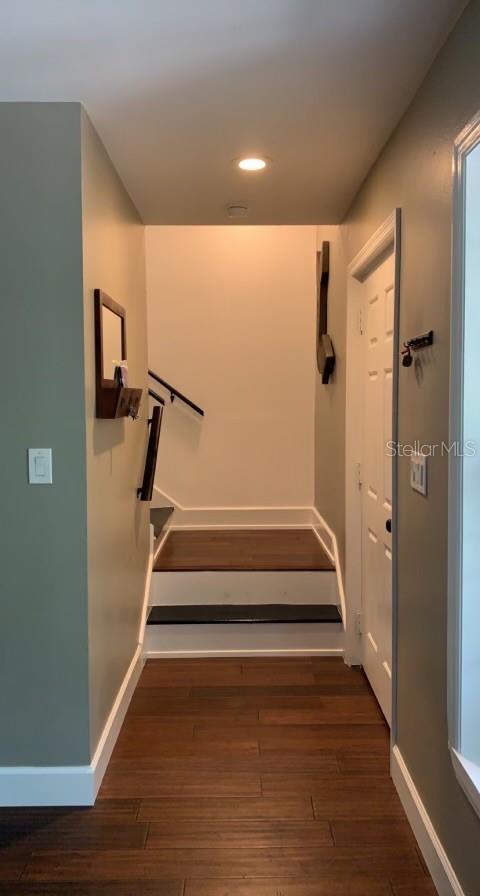 7152 SANDY LN — photo 16
