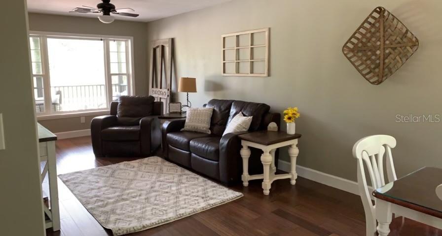 7152 SANDY LN — photo 12