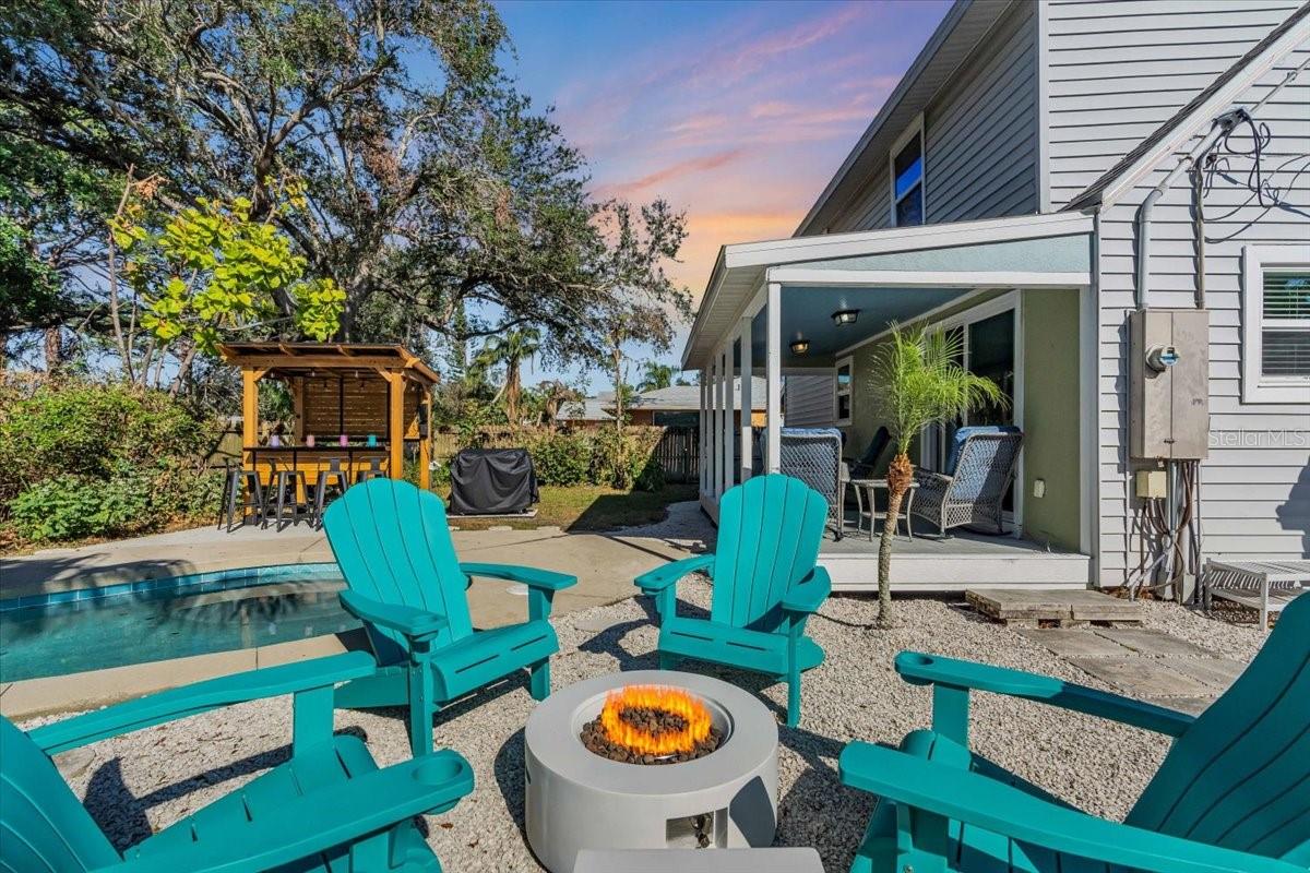 3843 CHAPEL DR — photo 37