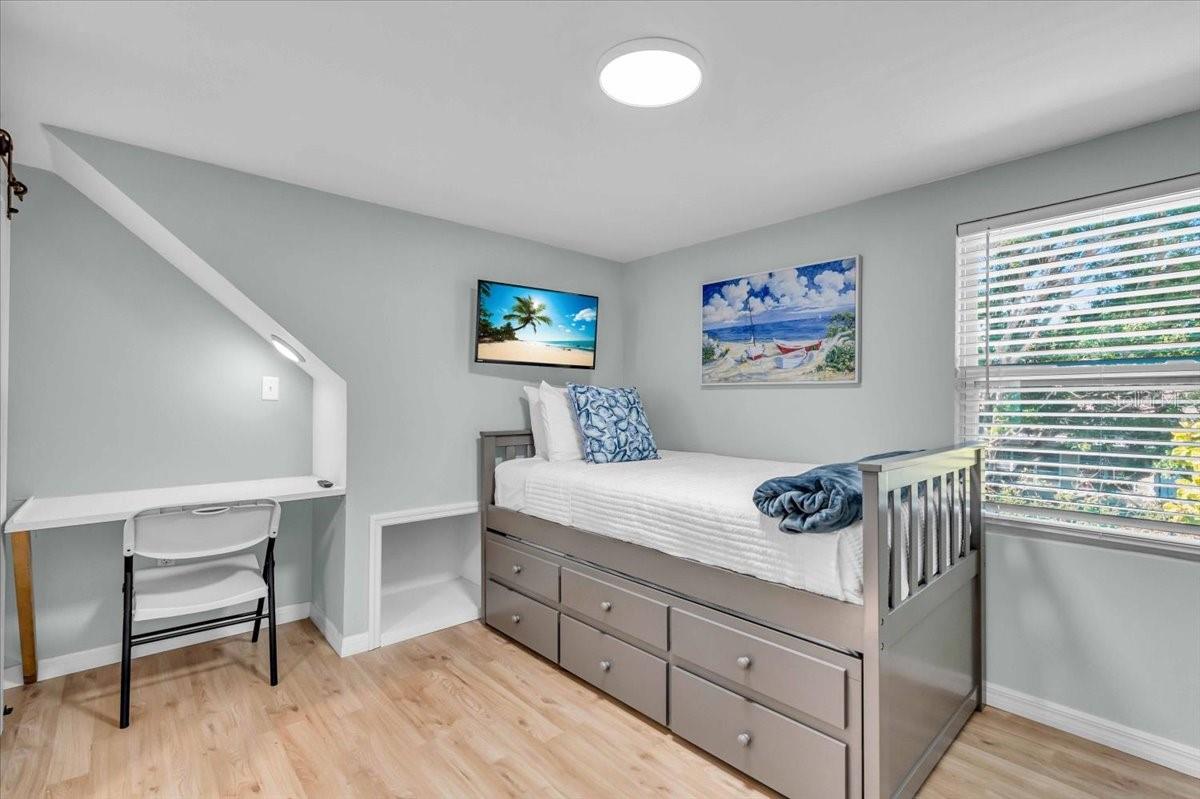3843 CHAPEL DR — photo 6