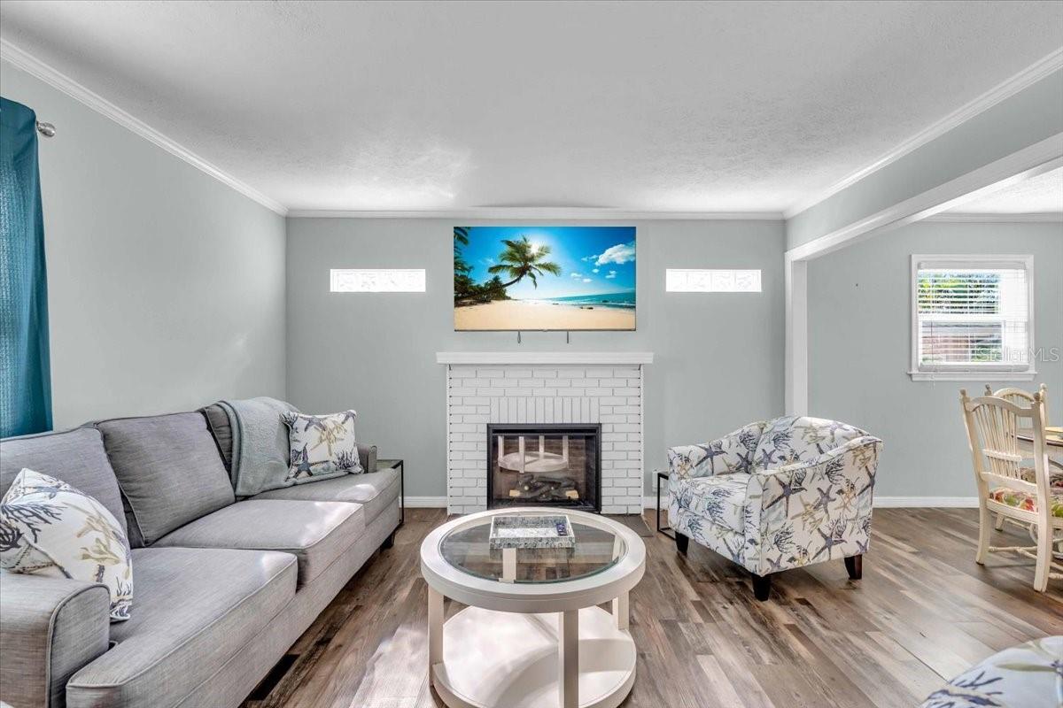 3843 CHAPEL DR — photo 3