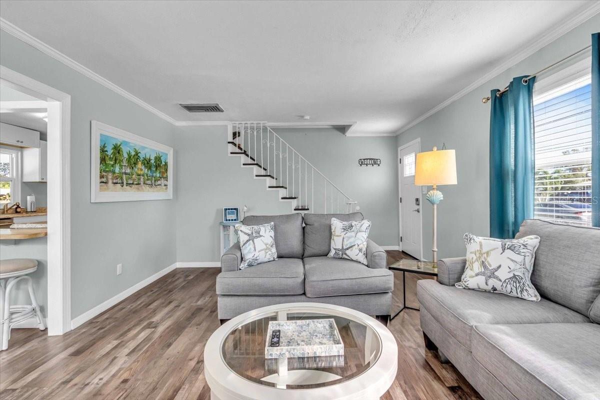 3843 CHAPEL DR — photo 9