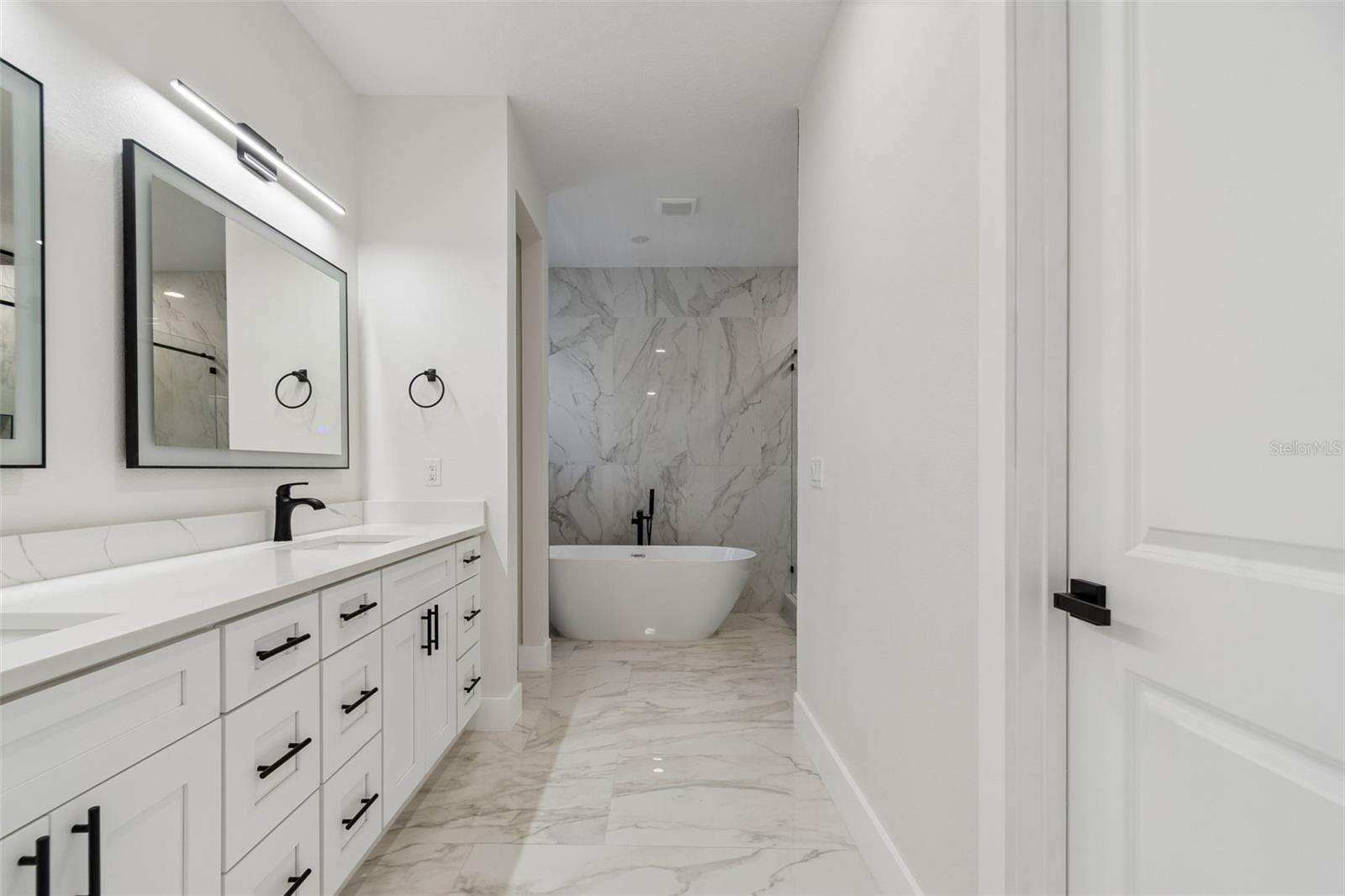 4101 W MANGO AVE — photo 39