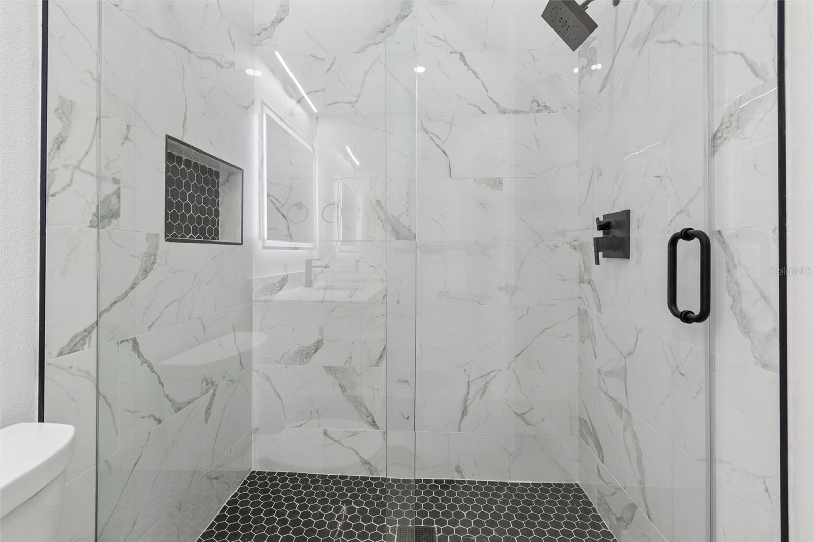 4101 W MANGO AVE — photo 21