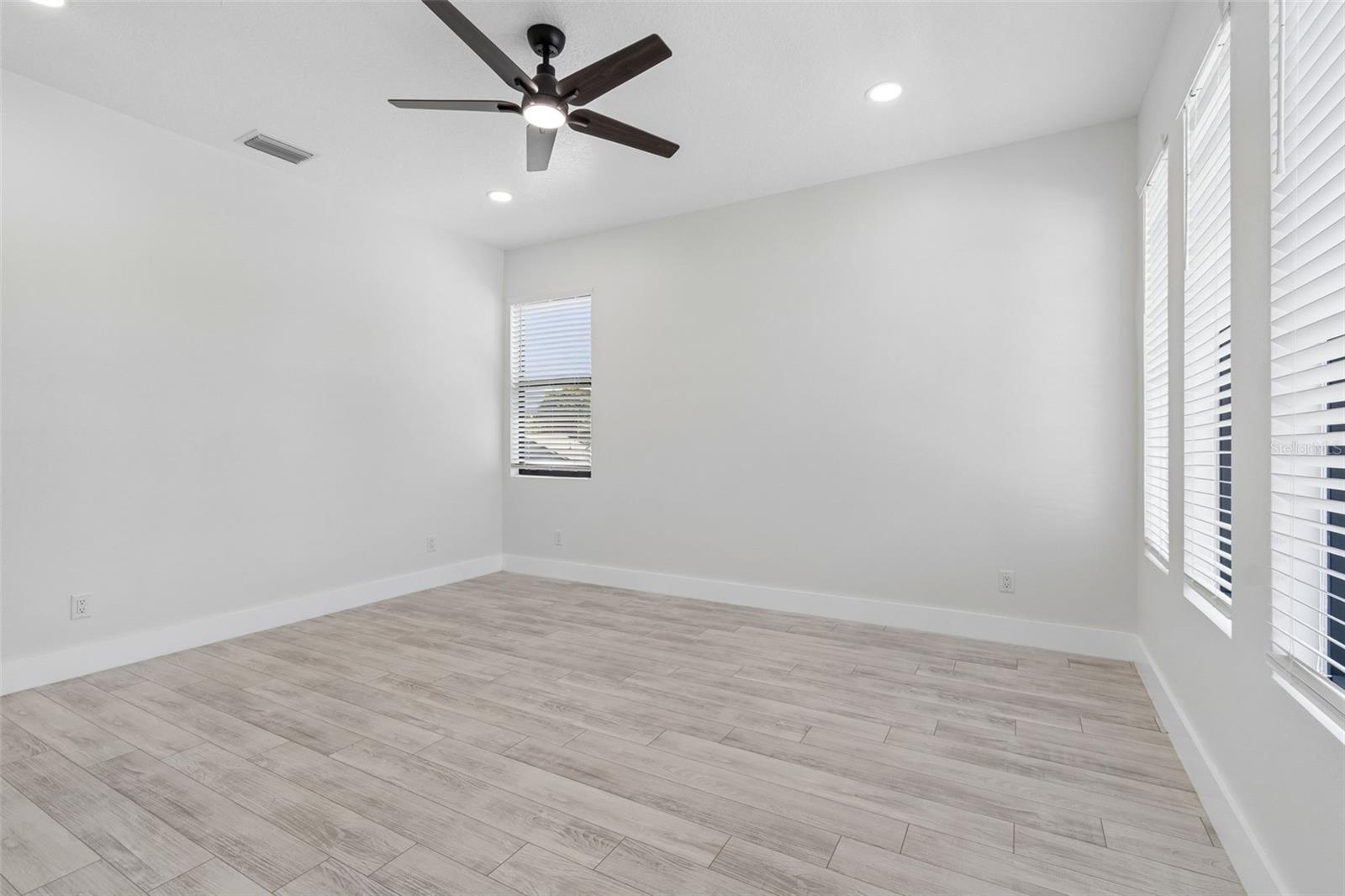 4101 W MANGO AVE — photo 53
