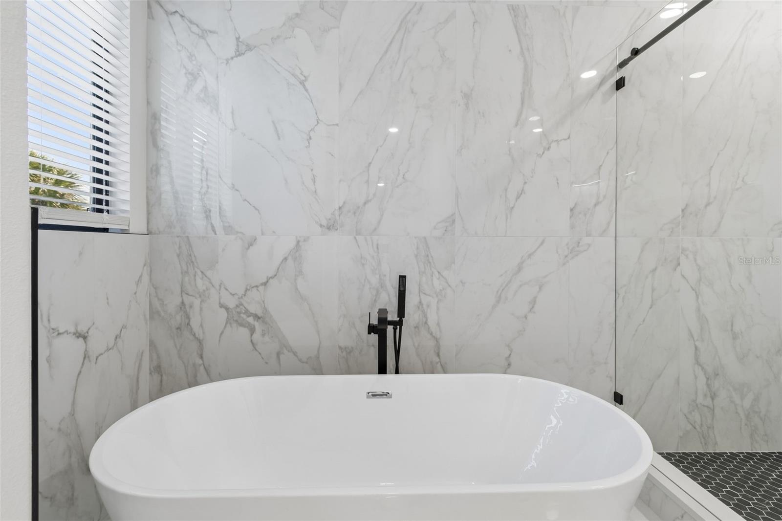 4101 W MANGO AVE — photo 44