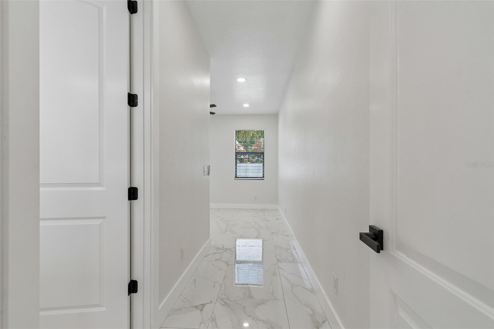 4101 W MANGO AVE — photo 19
