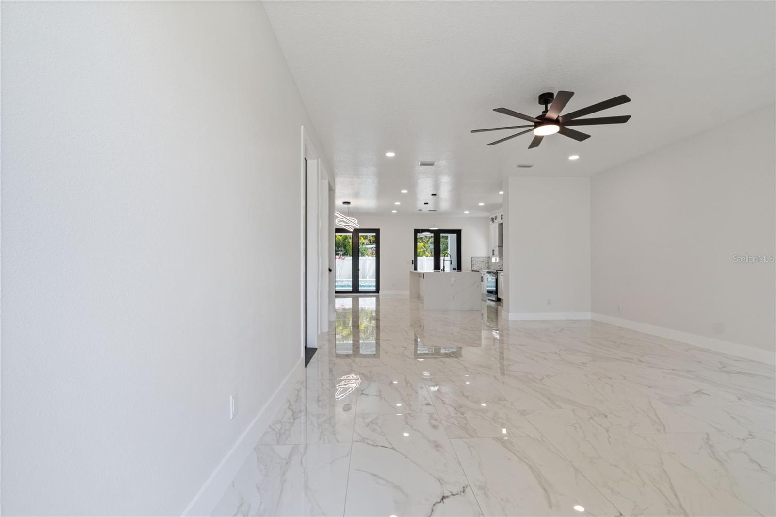 4101 W MANGO AVE — photo 6