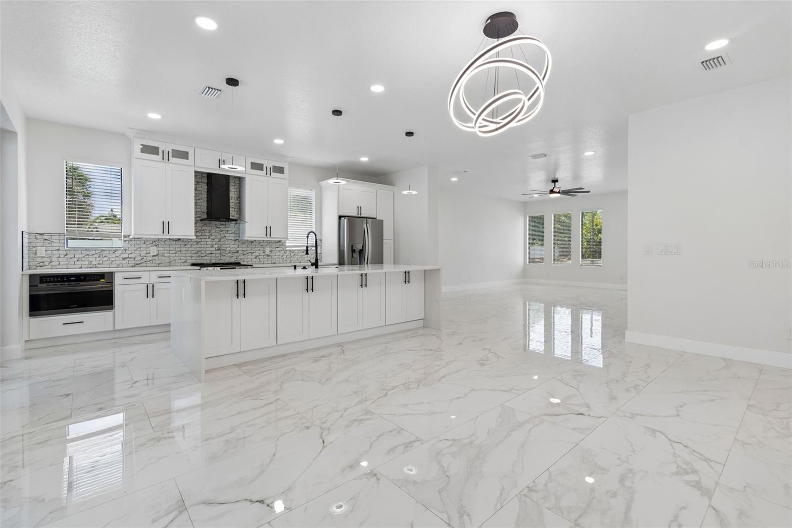 4101 W MANGO AVE — photo 17