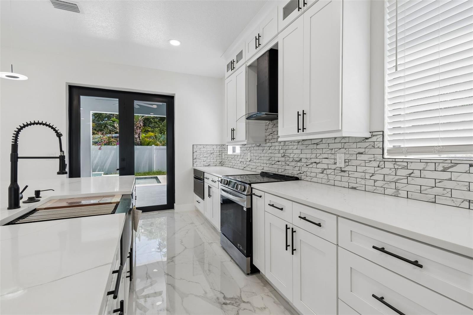 4101 W MANGO AVE — photo 9