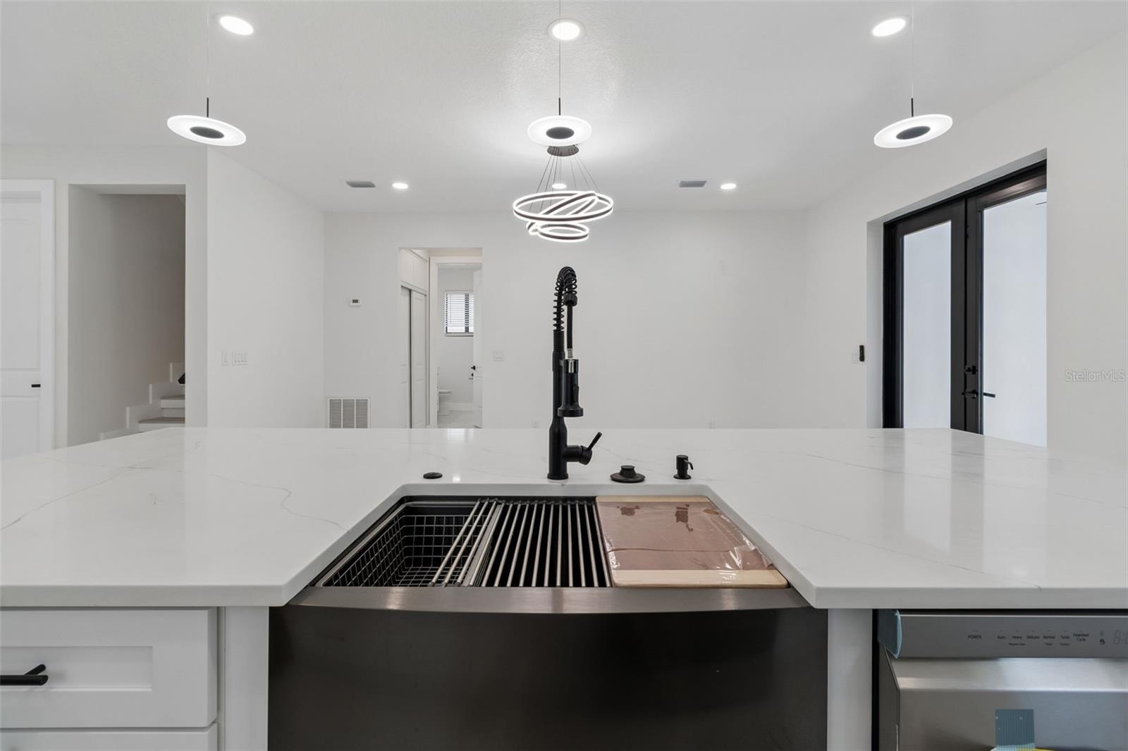 4101 W MANGO AVE — photo 15