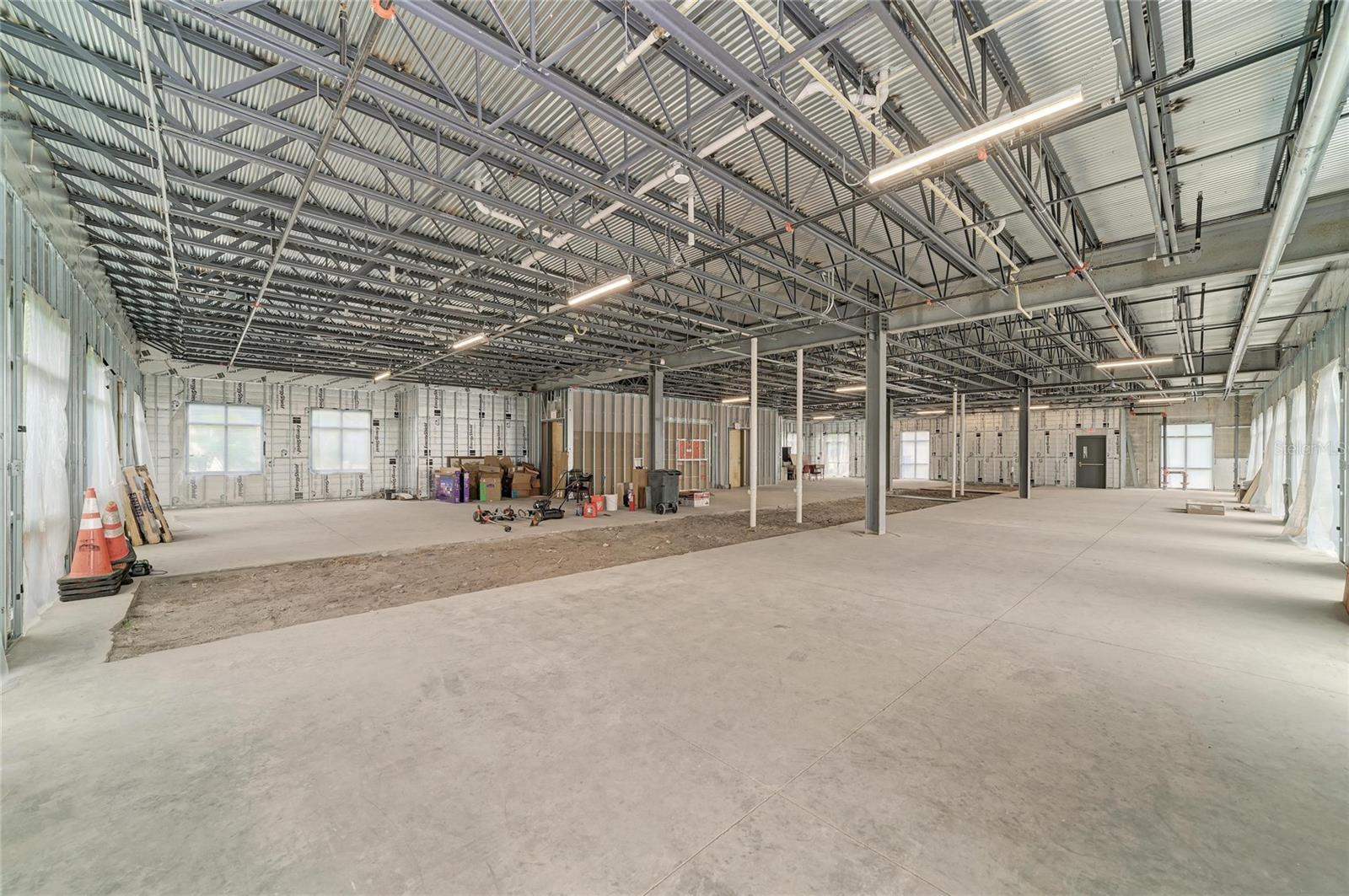 201 5TH AVENUE DR E — photo 28