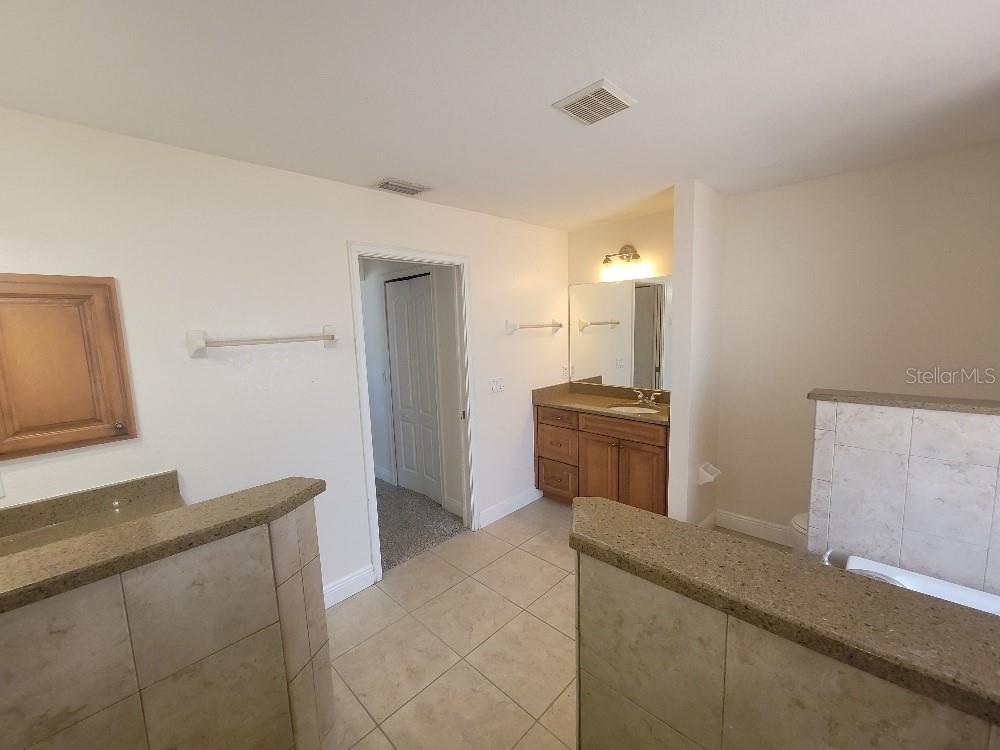 1422 JAKWAY RD — photo 18