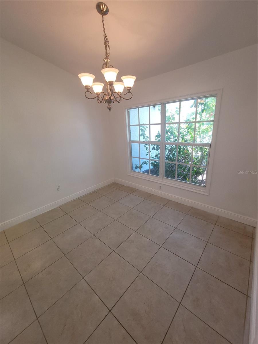1422 JAKWAY RD — photo 4