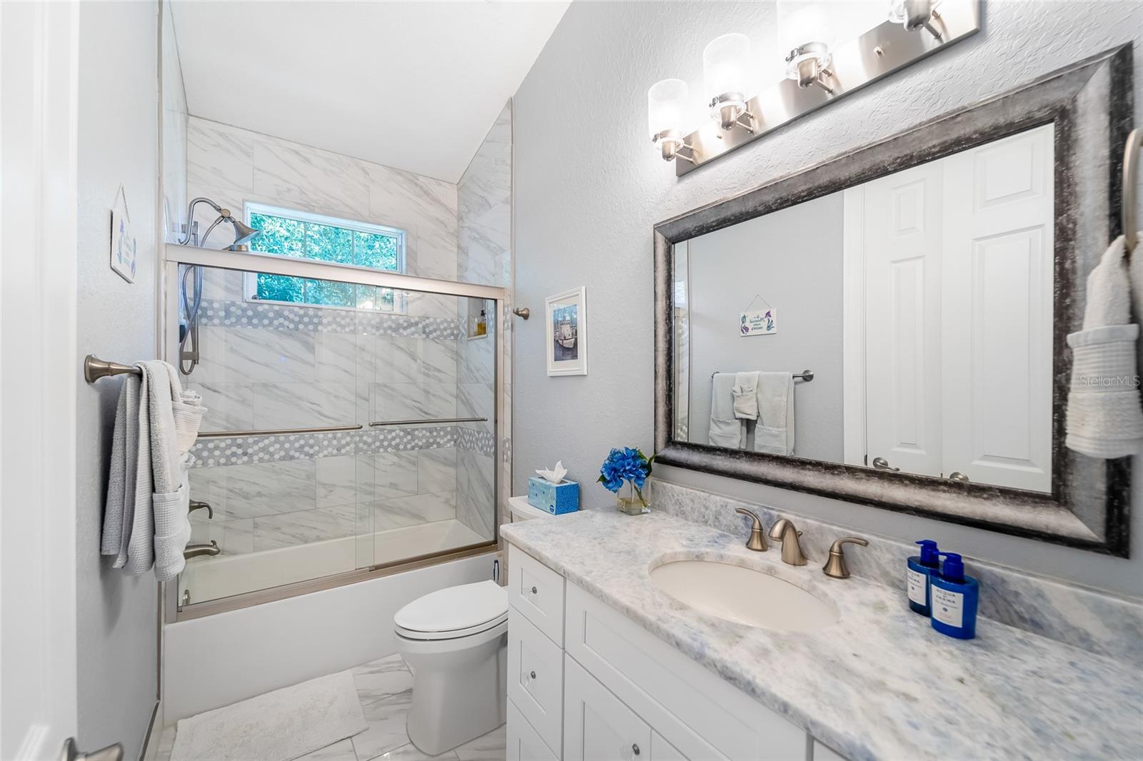 191 BANYAN BAY DR — photo 38
