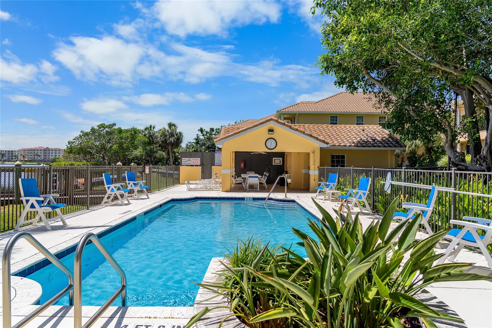 191 BANYAN BAY DR — photo 56