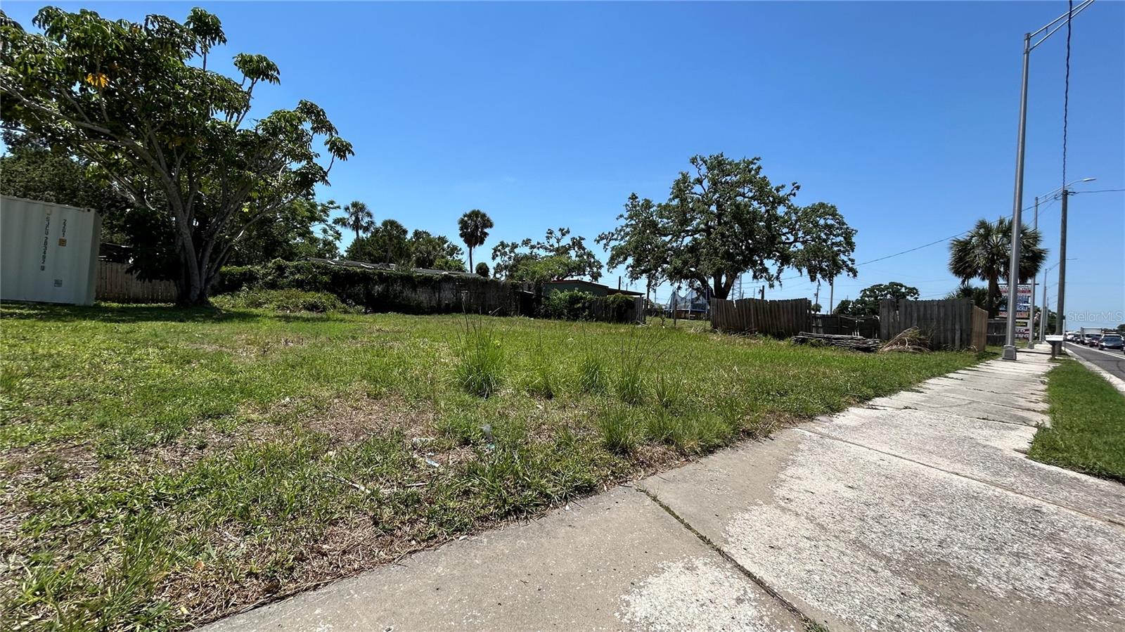 9909 S 41 HWY — photo 4