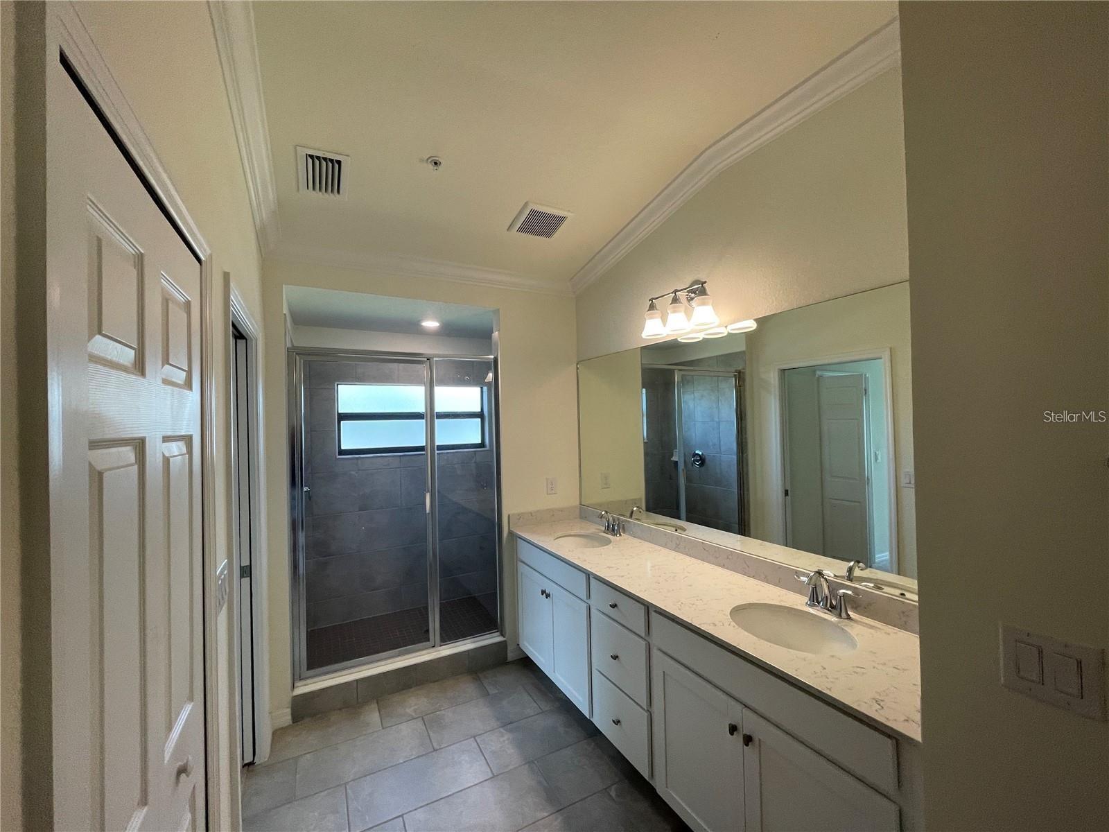 5674 PALMER CIR #206 — photo 15